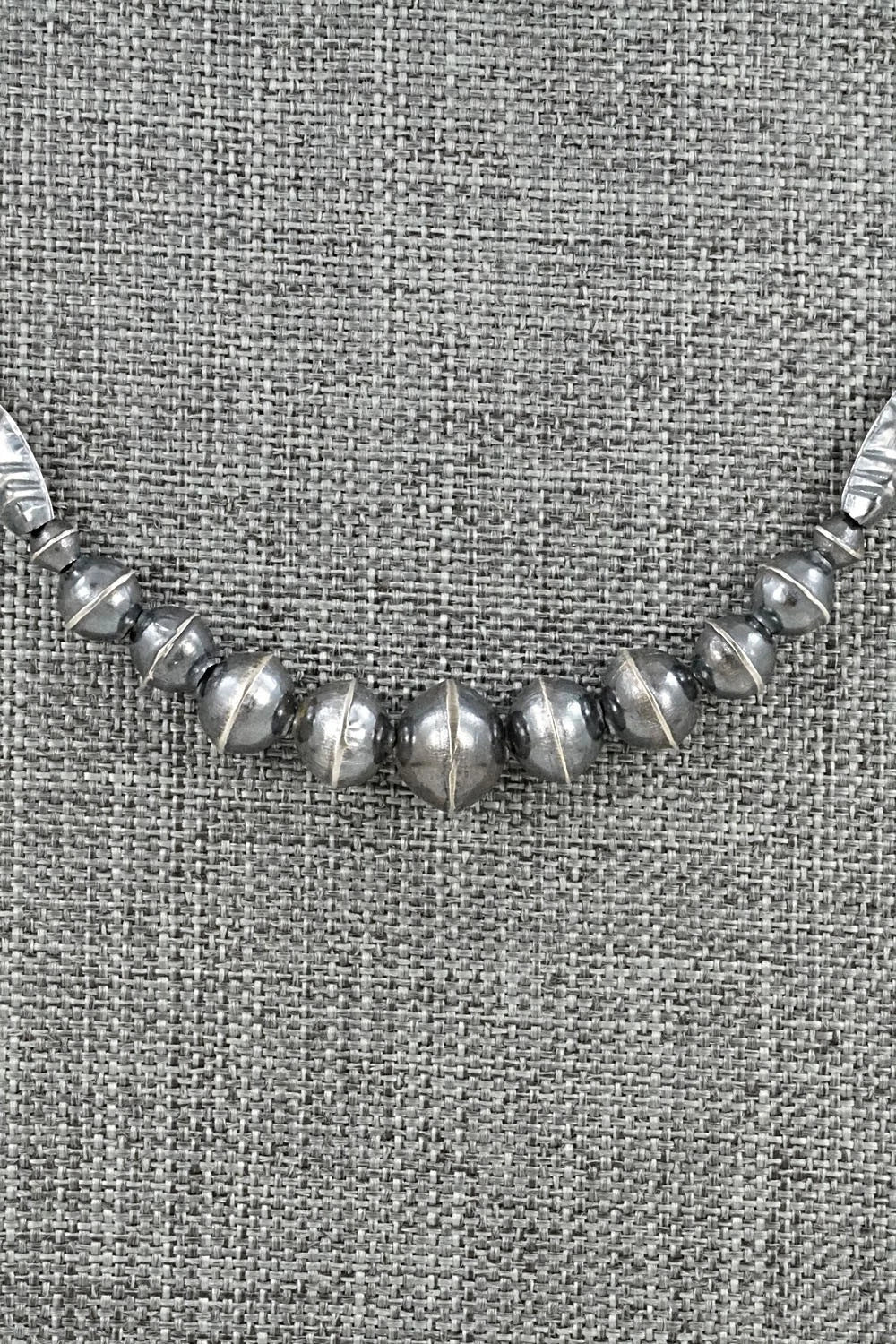 Sterling Silver Navajo Pearl Necklace 18" - Vintage