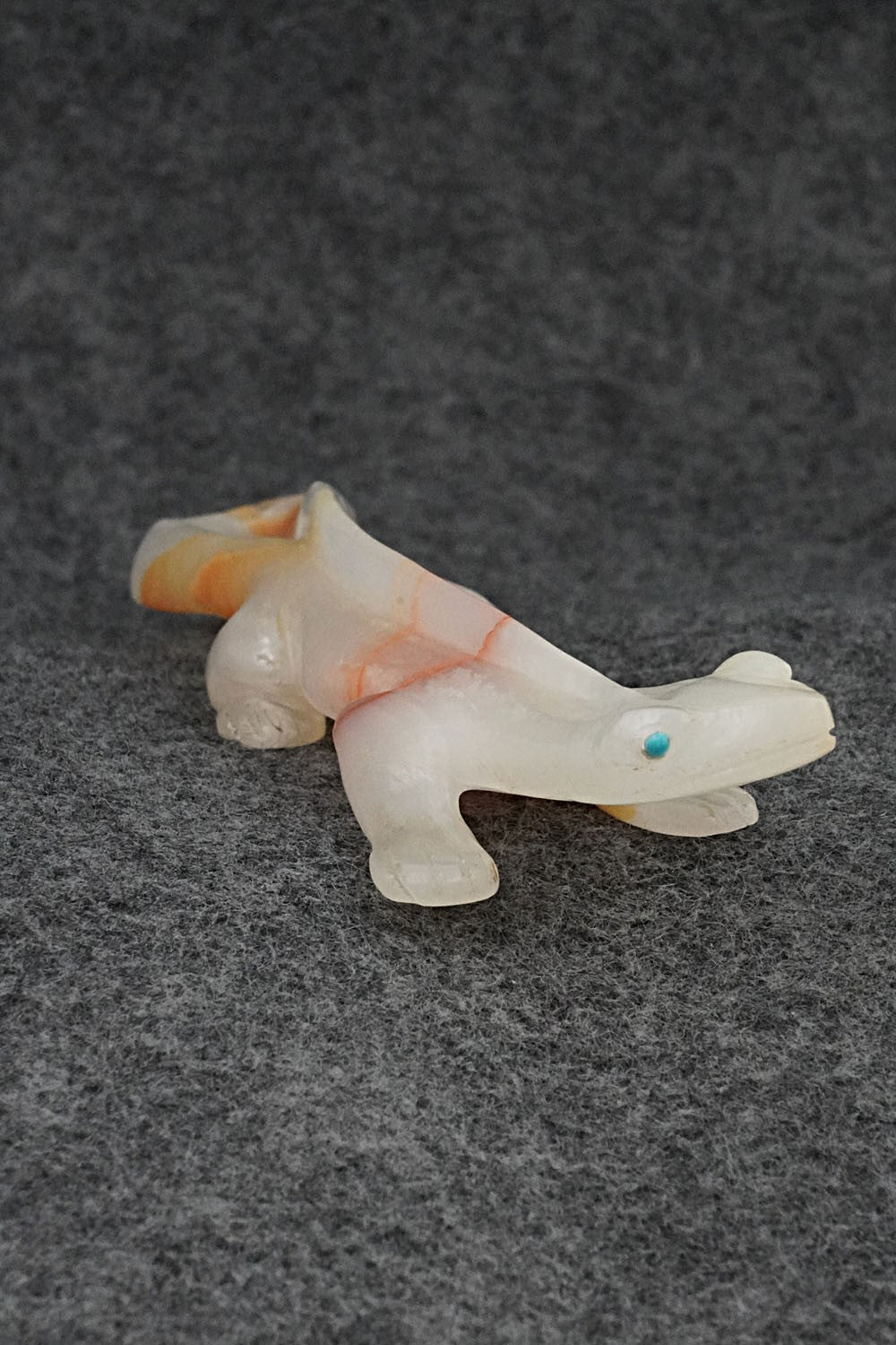 Lizard Zuni Fetish Carving - Lance Cheama