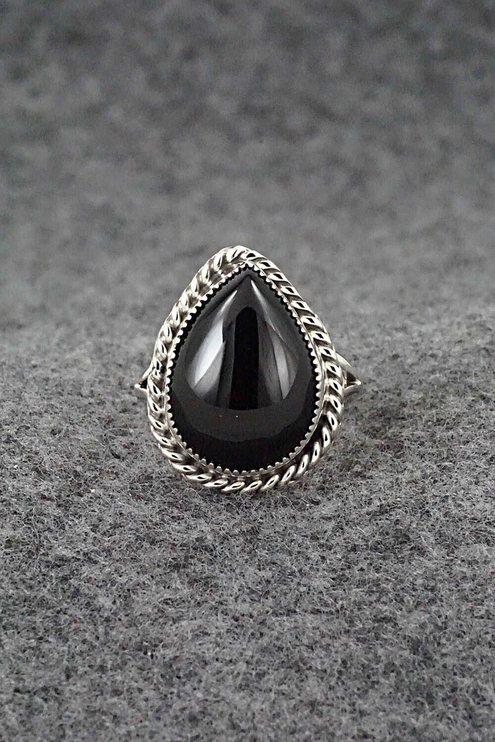Onyx & Sterling Silver Ring - Arlene Lewis - Size 7.5
