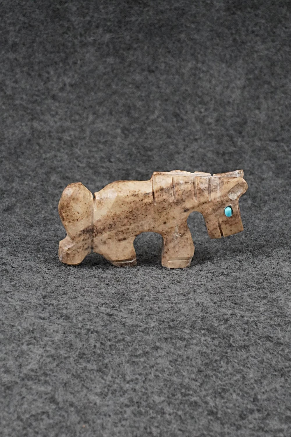 Horse Zuni Fetish Carving - Dannette Laate