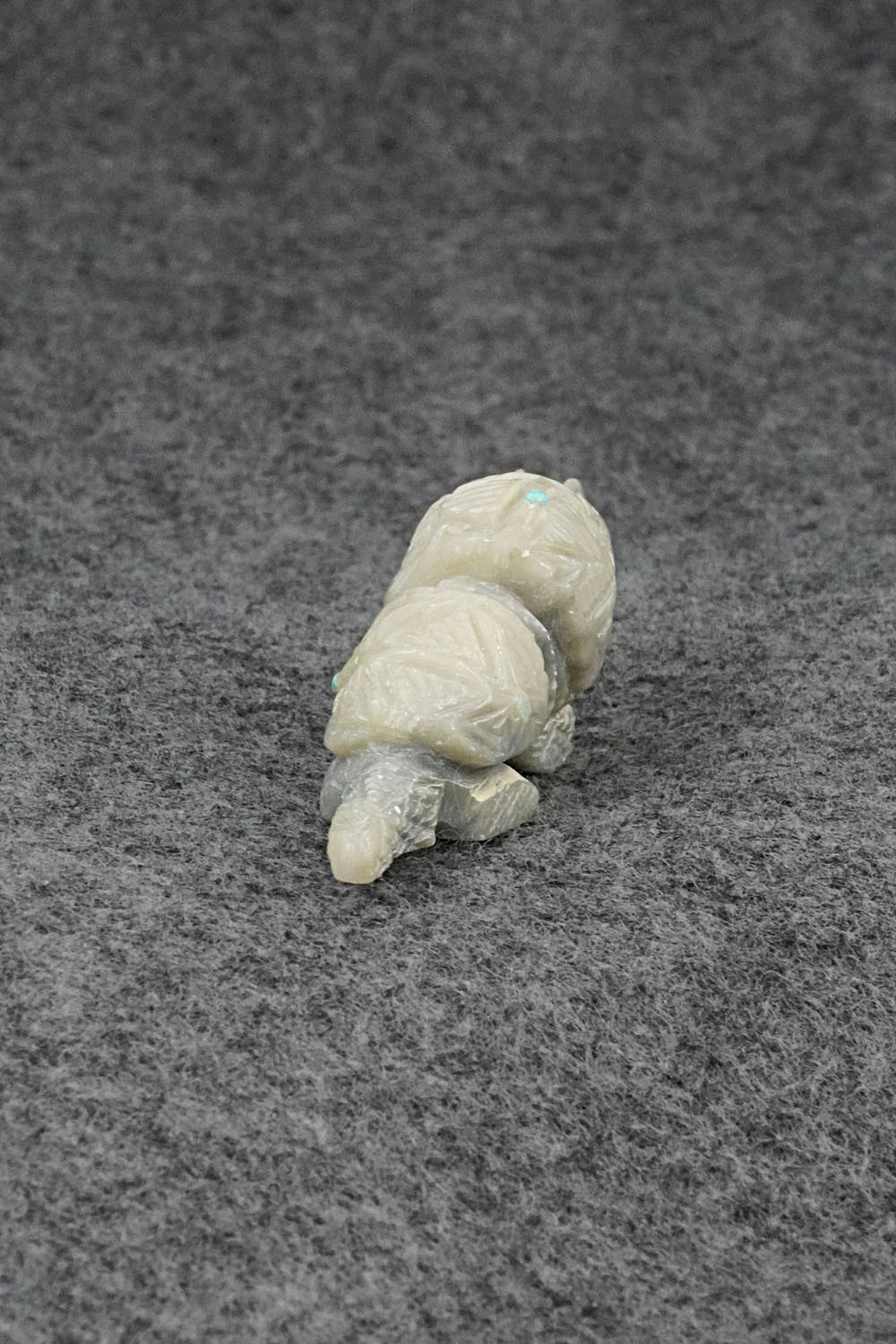 Armadillo Zuni Fetish Carving - Herbert Hustito