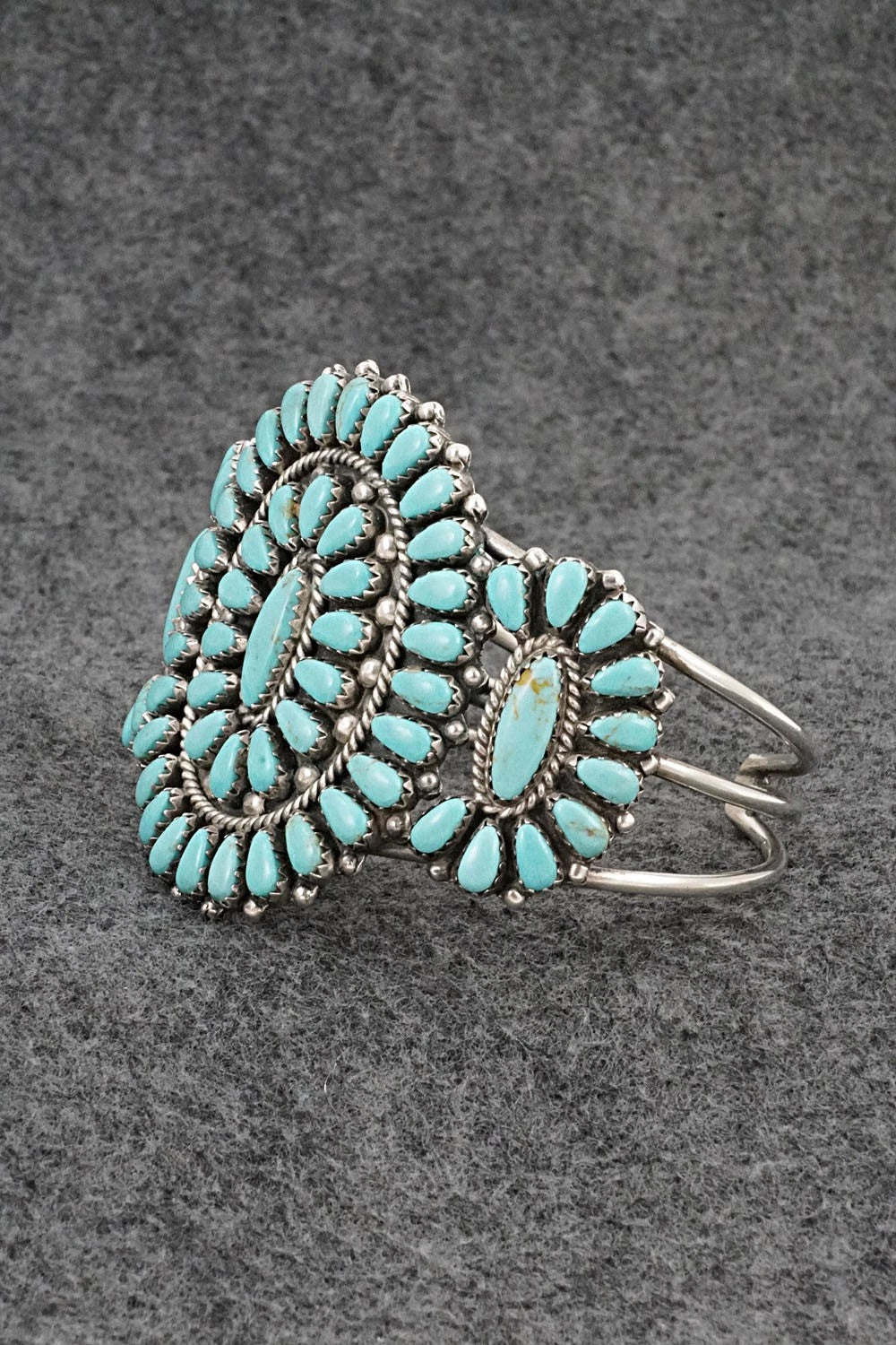 Turquoise & Sterling Silver Vintage Bracelet