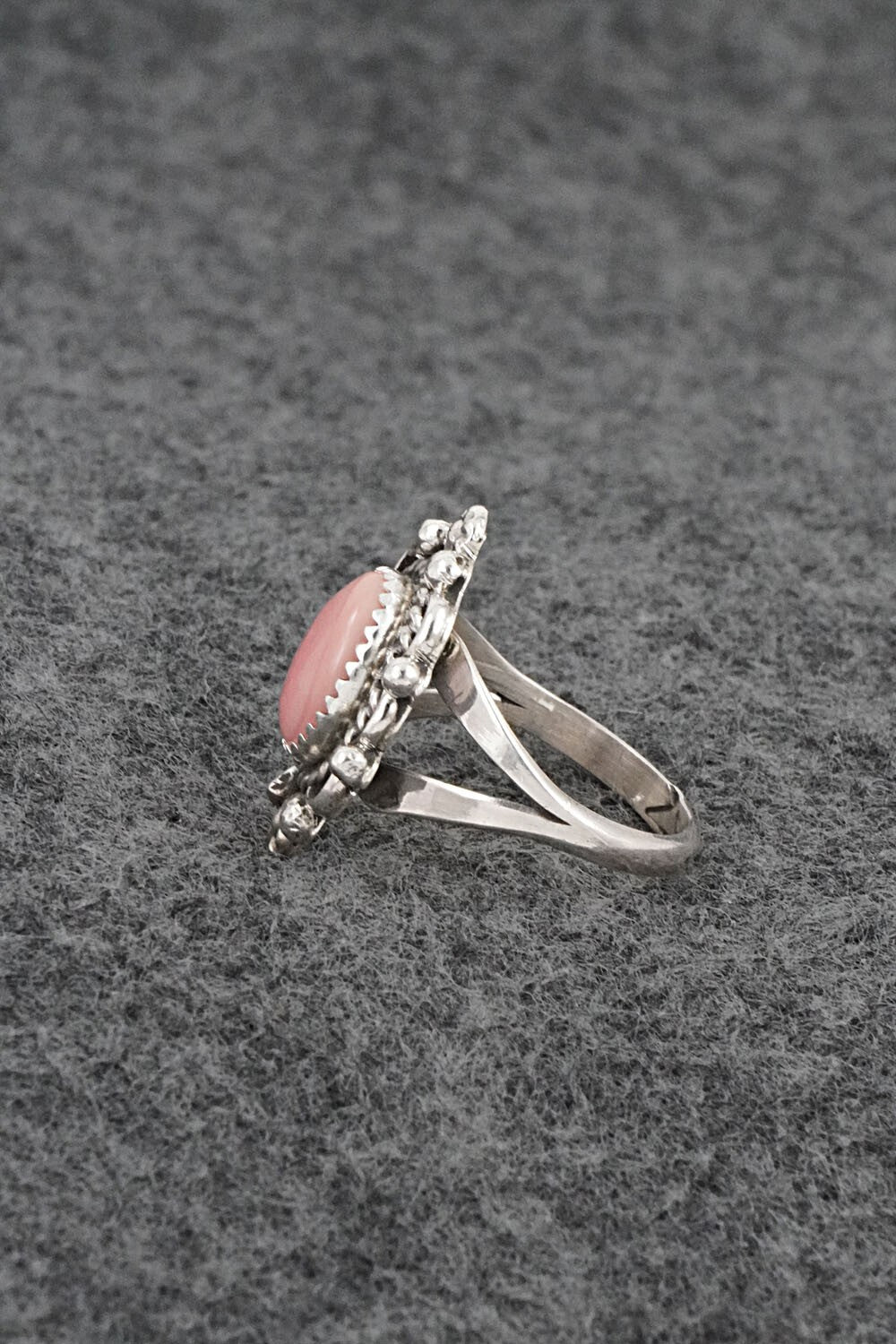Conch Shell & Sterling Silver Ring - Frieda Martinez - Size 6.25