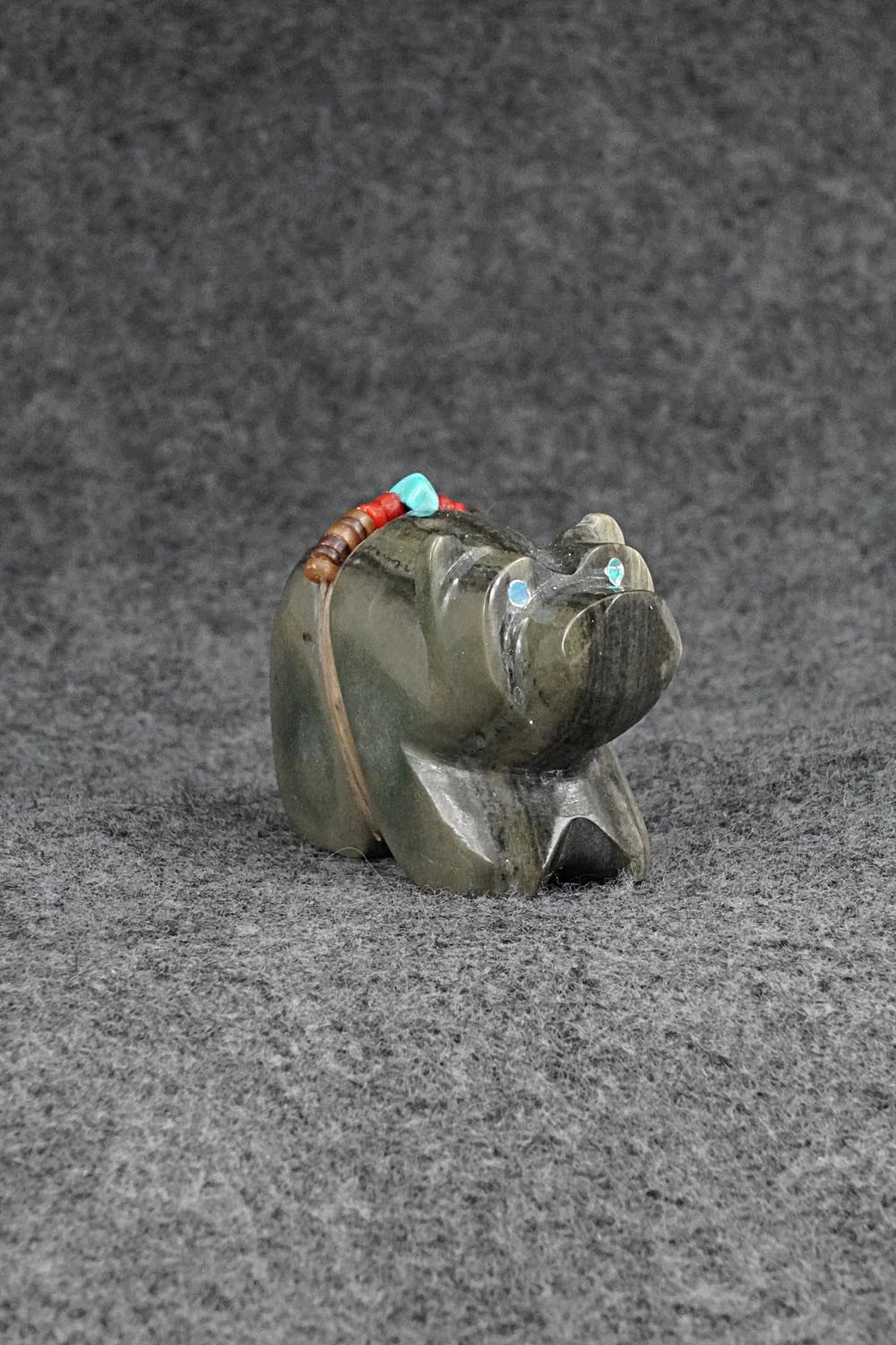 Bear Zuni Fetish Carving - Benina Kallestewa