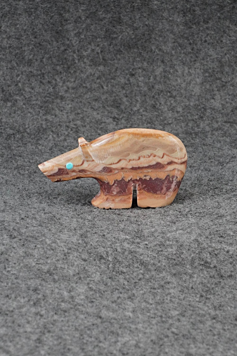 Bear Zuni Fetish Carving - Ronnie Lunasee