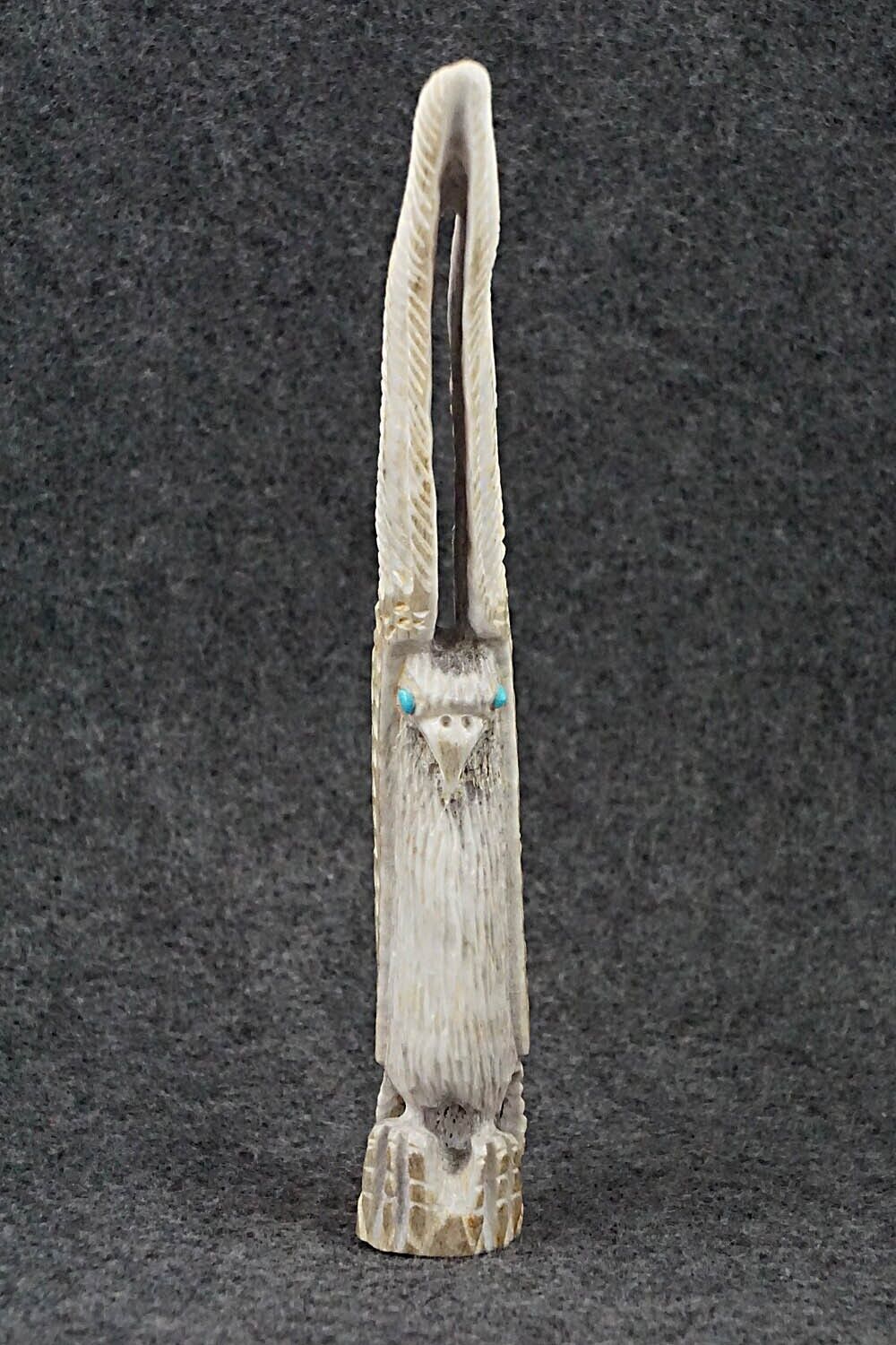 Eagle Zuni Fetish Carving - Garrick Weeka