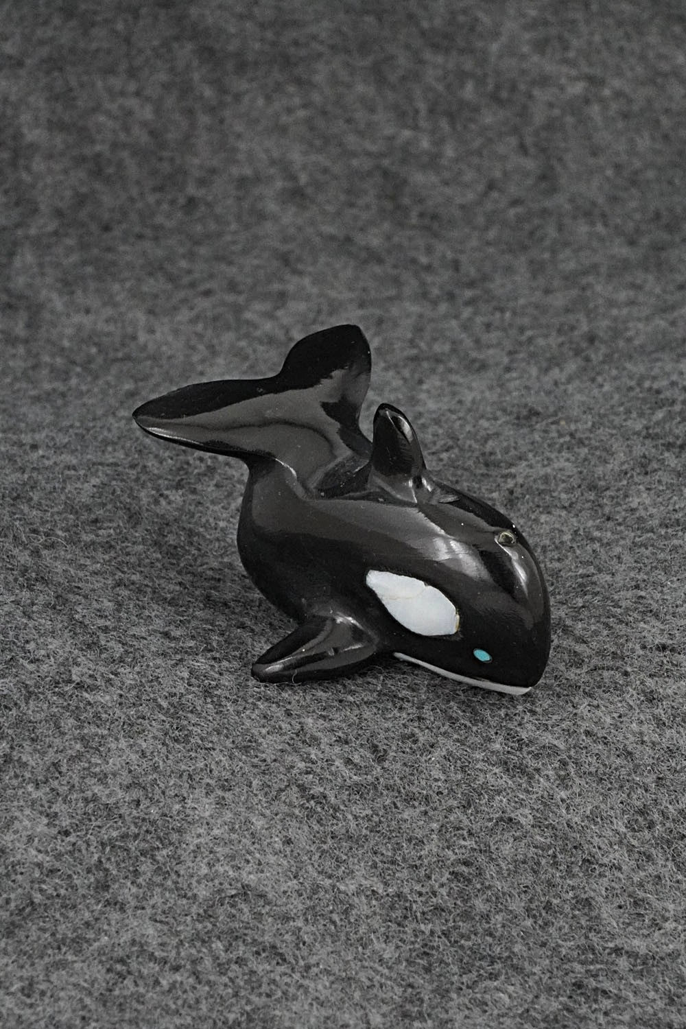 Whale Zuni Fetish Carving - Calvert Bowanie