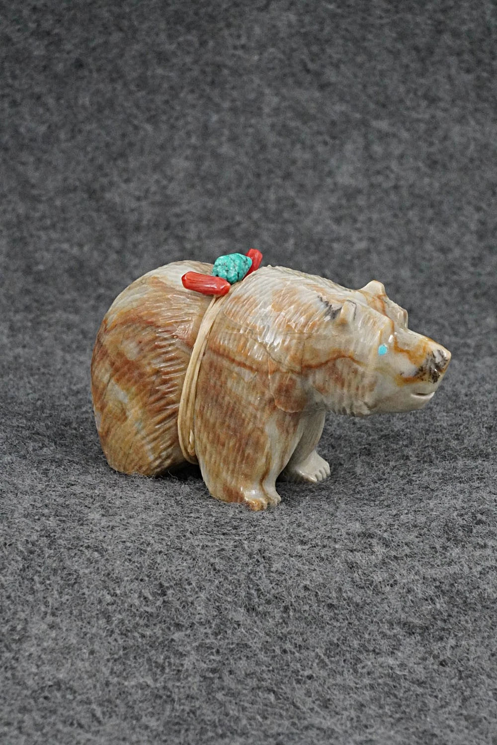 Bear Zuni Fetish Carving - Farlan & Paulette Quam