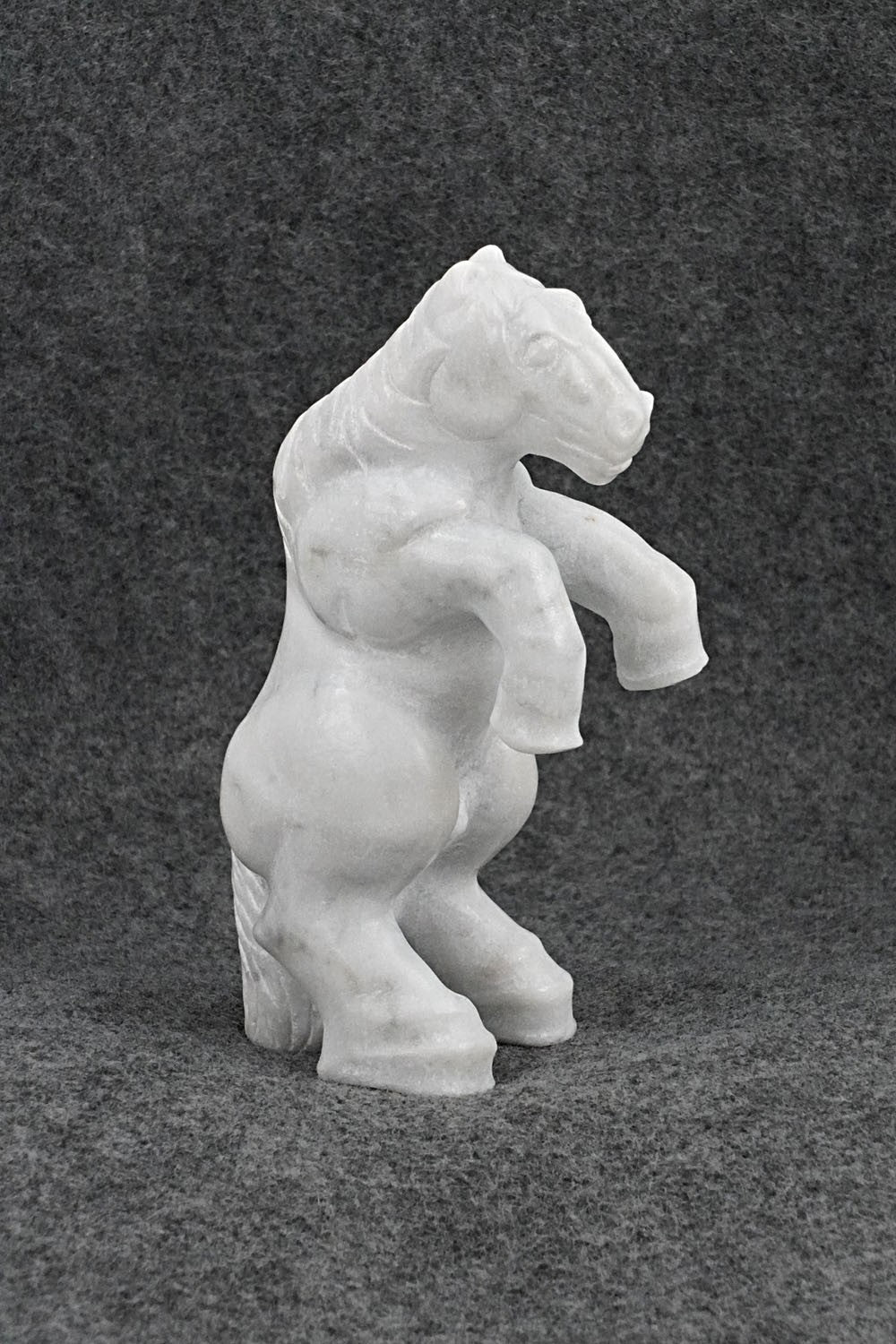 Horse Zuni Fetish Carving - Terrance Panteah