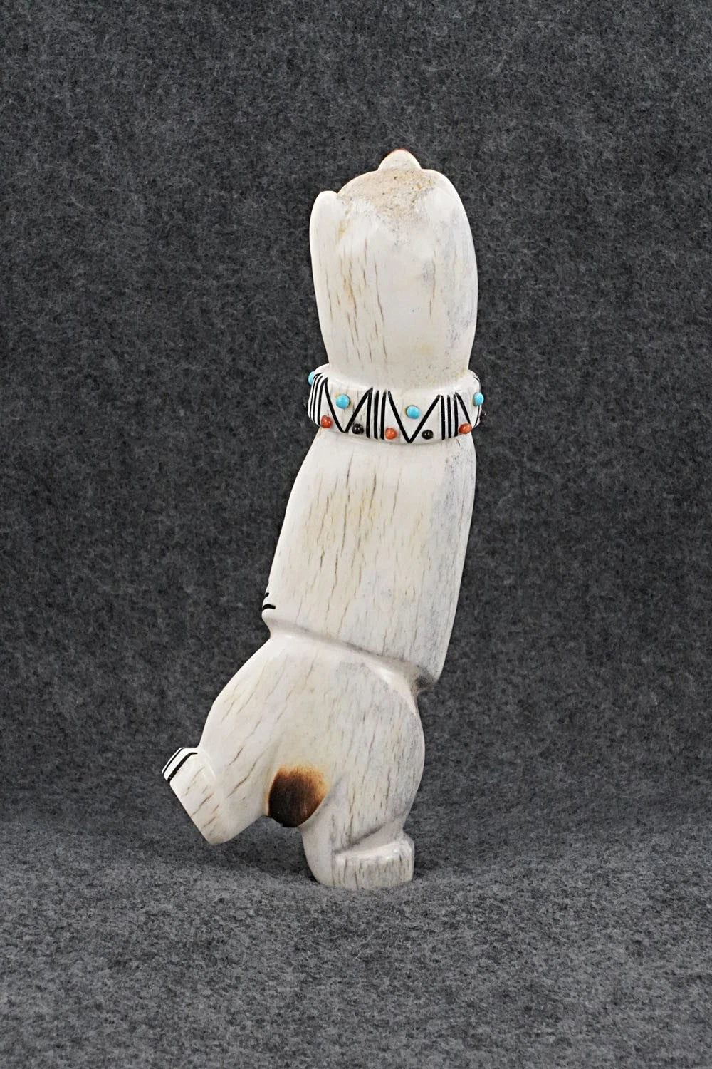 Bear Zuni Fetish Carving - Claudia Peina