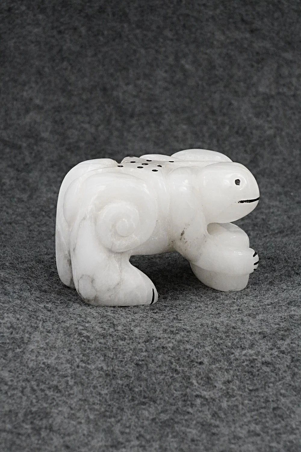 Frog Zuni Fetish Carving - Rick Kallestewa