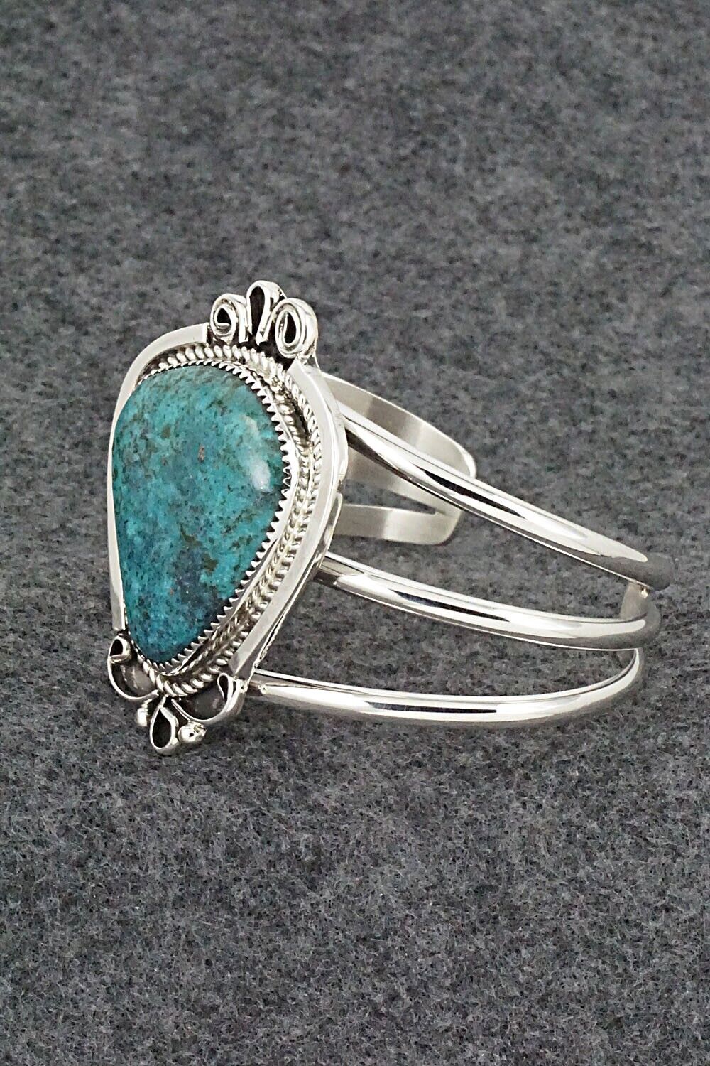 Turquoise & Sterling Silver Bracelet - Leslie Nez