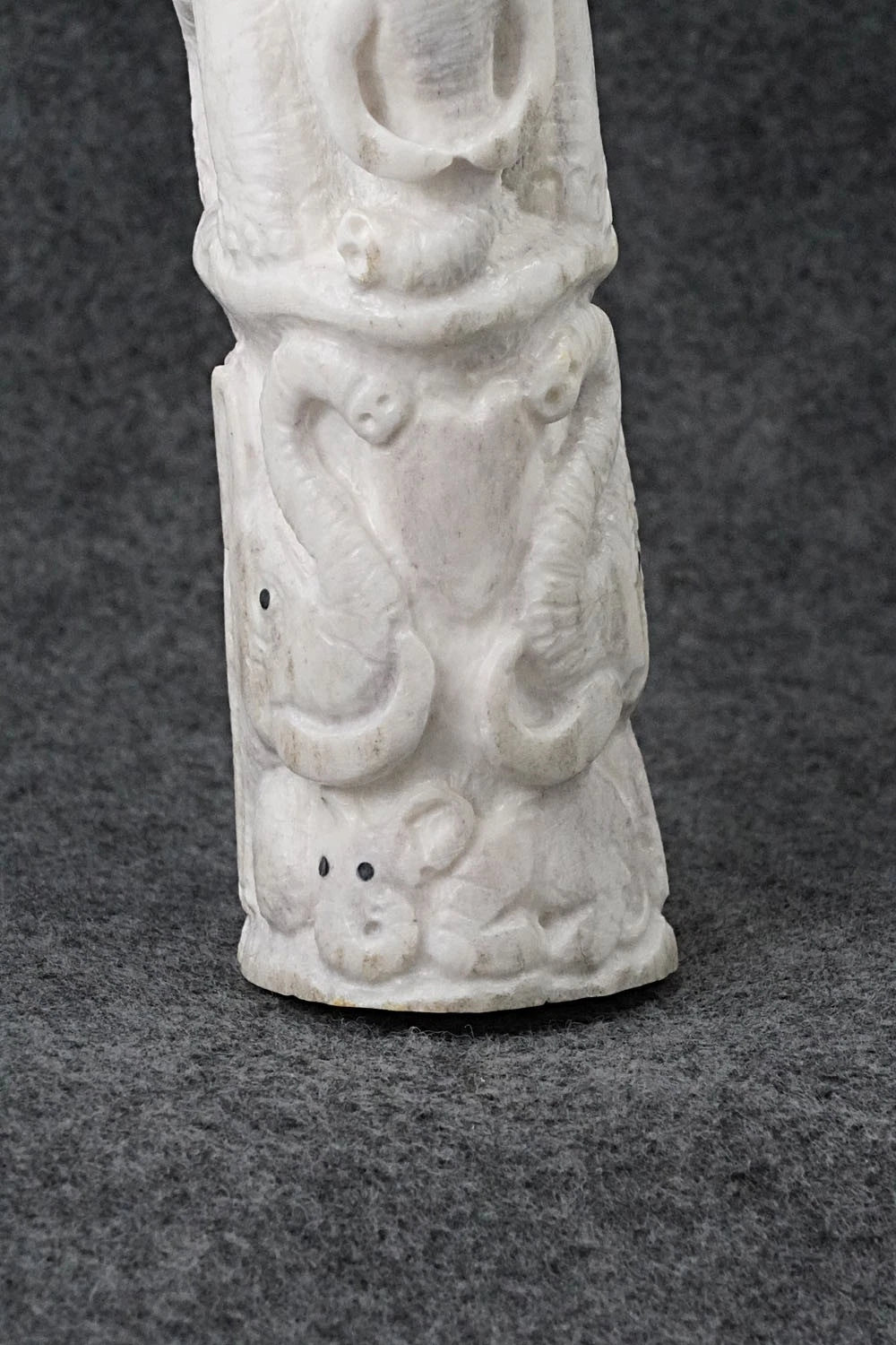 Elephant Zuni Fetish Carving - Maxx Laate
