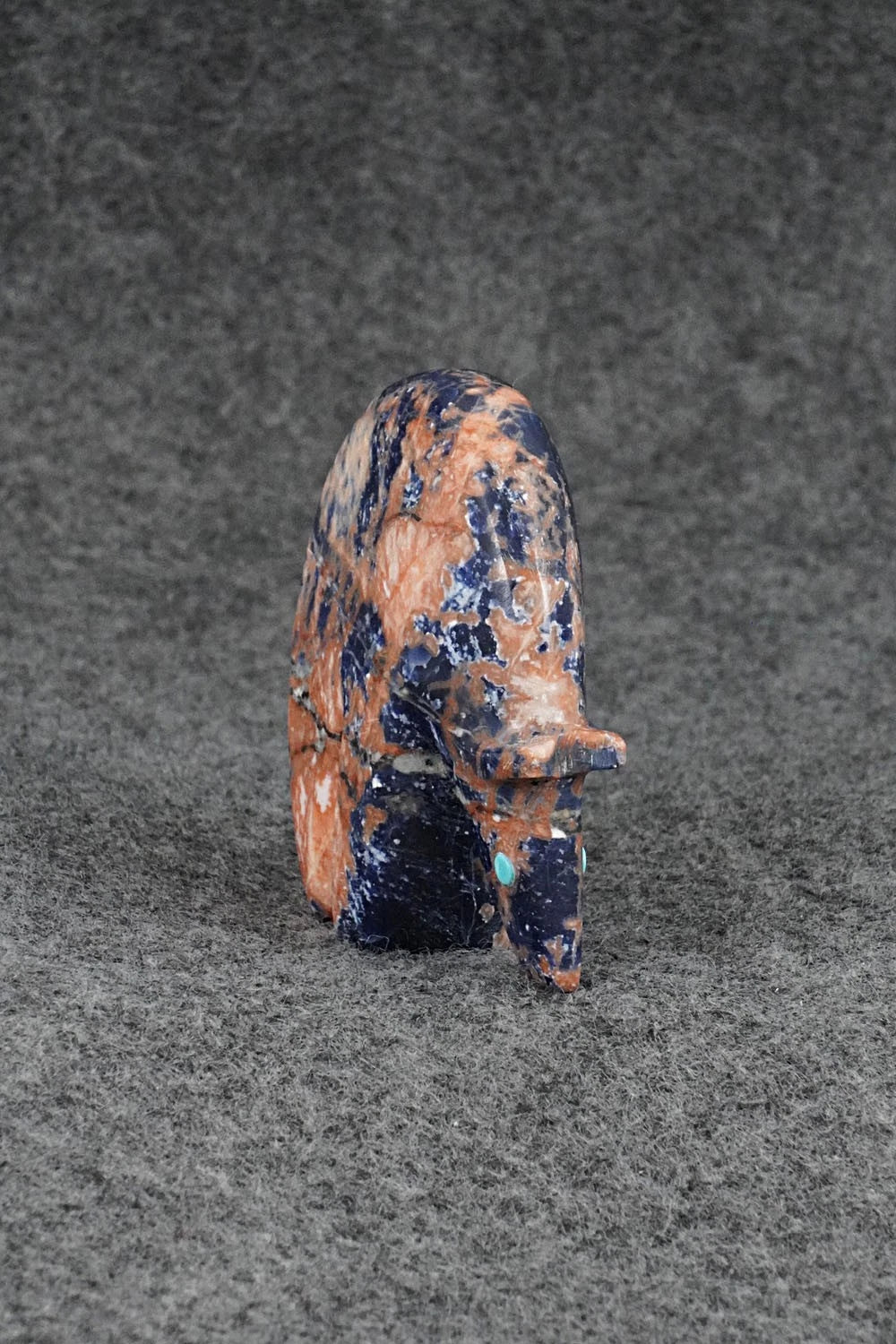 Bear Zuni Fetish Carving - Ronnie Lunasee