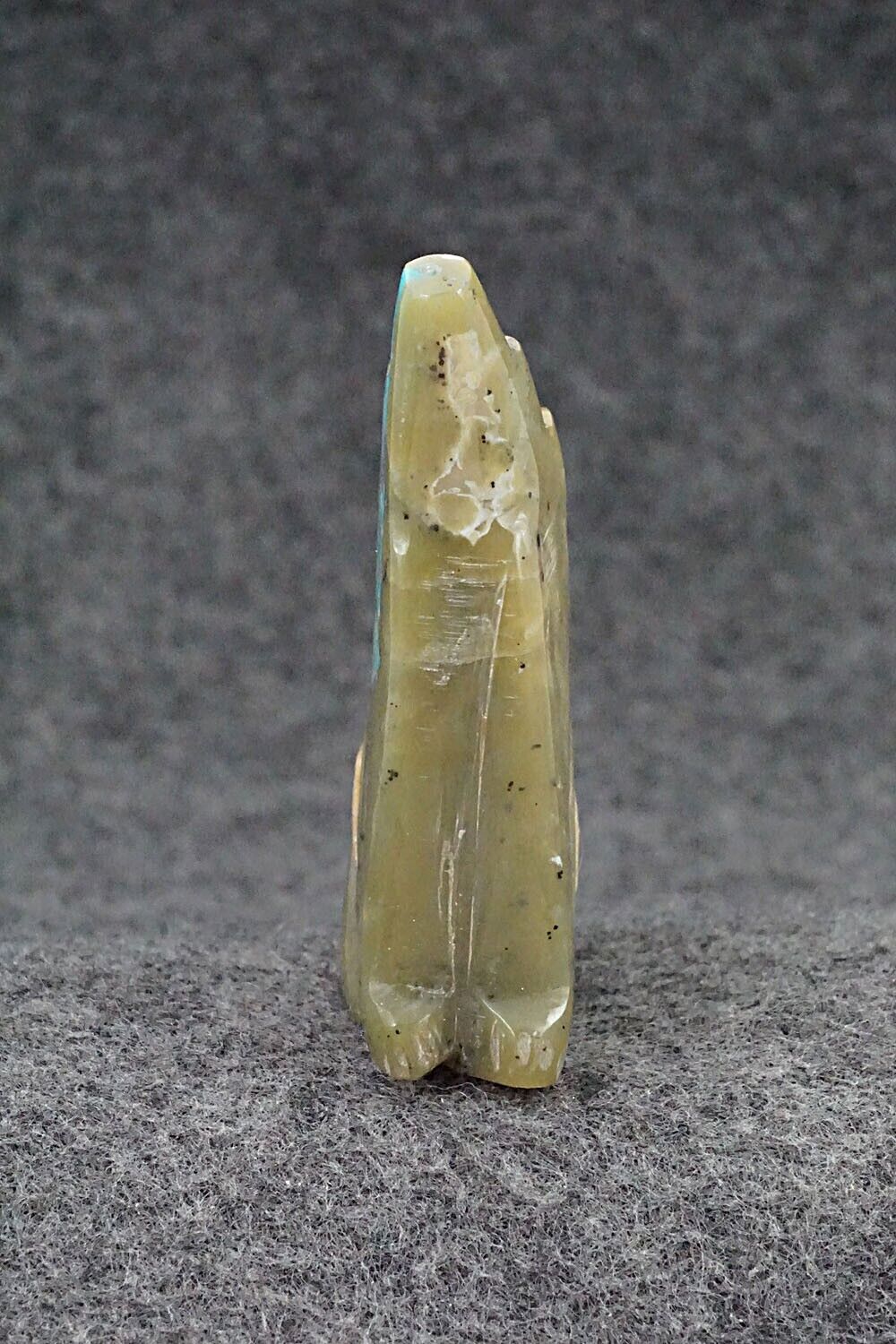Wolf Zuni Fetish Carving - Donovan Laiwakete