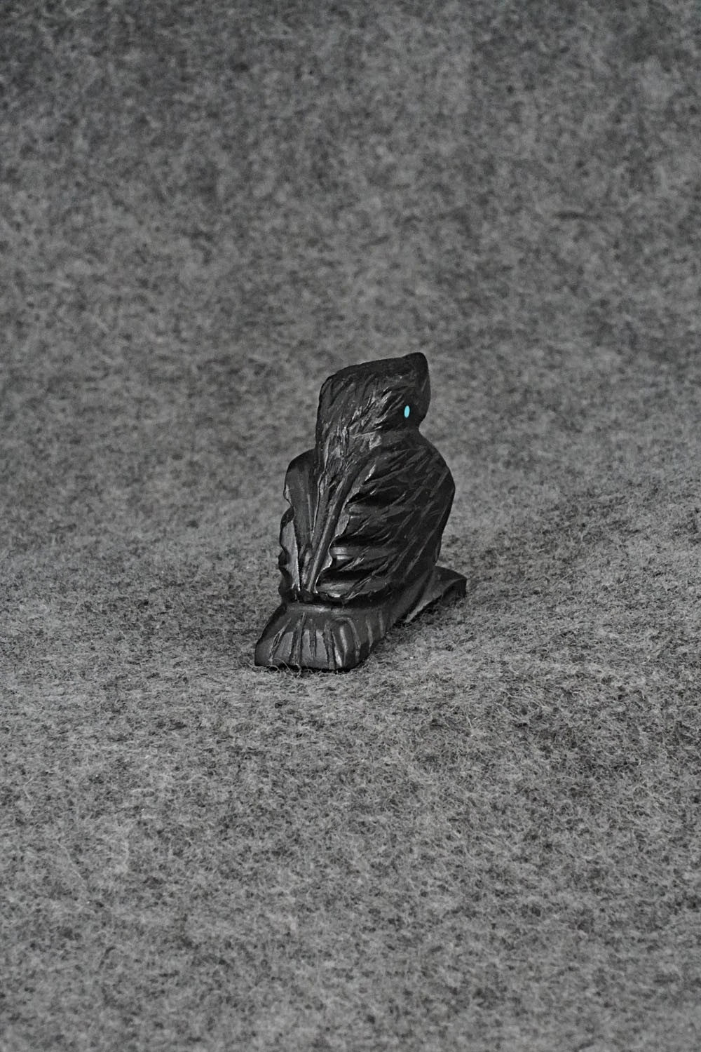 Crow Zuni Fetish Carving - Tony Mackel