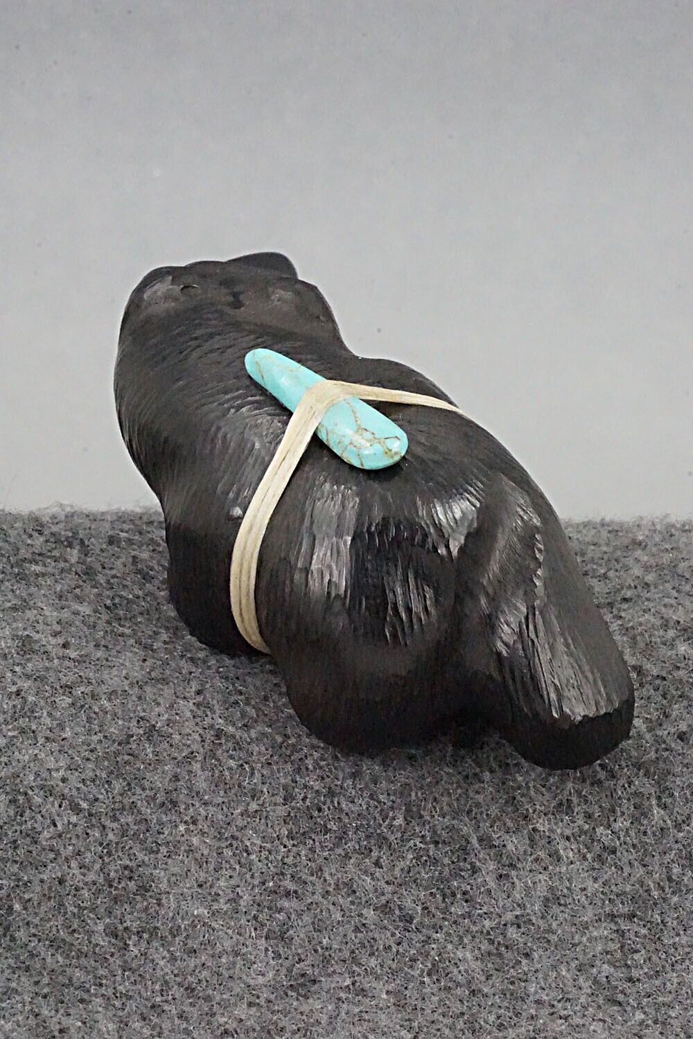 Bear Zuni Fetish Carving - Herbert Halate