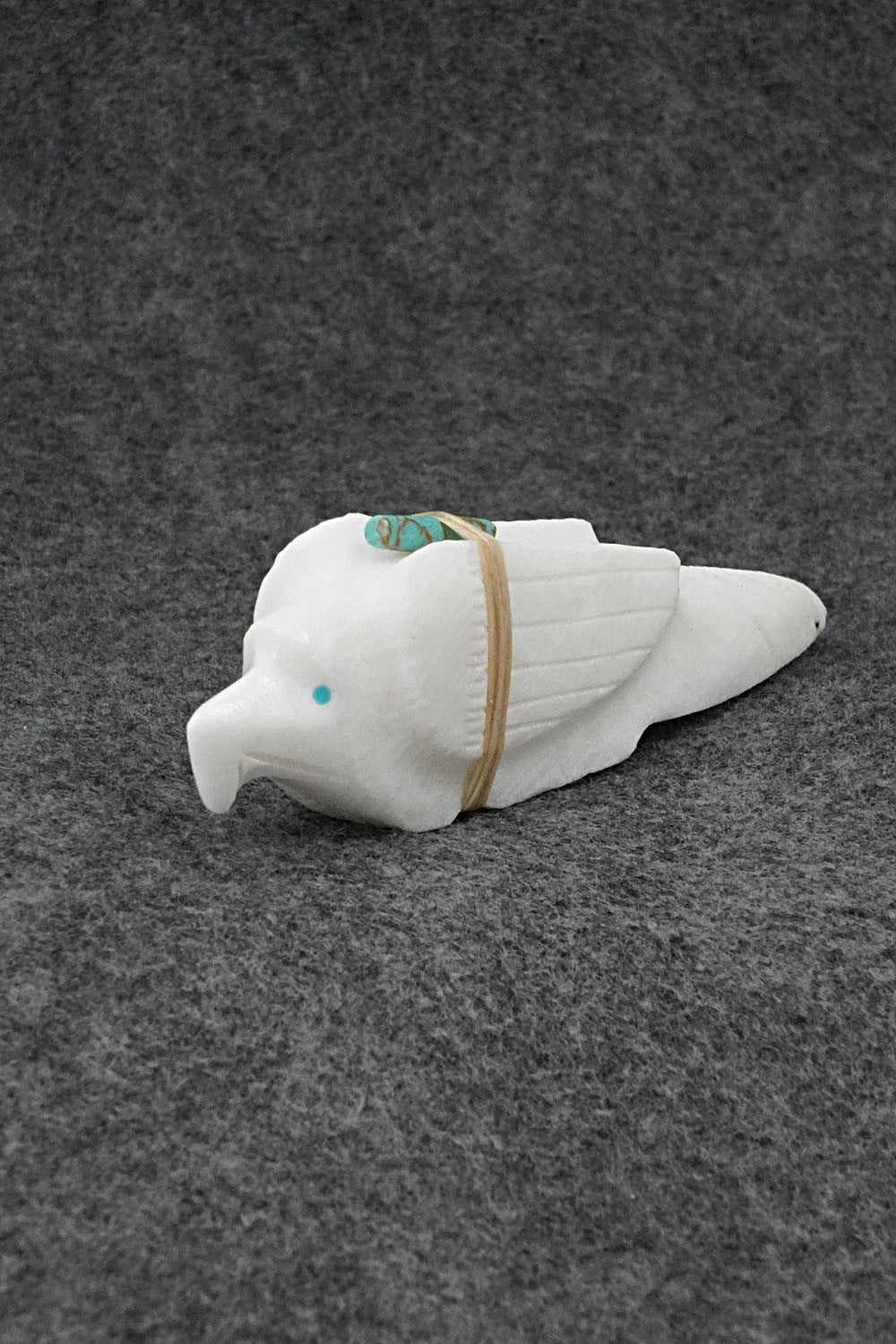 Eagle Zuni Fetish Carving - Herb Halate