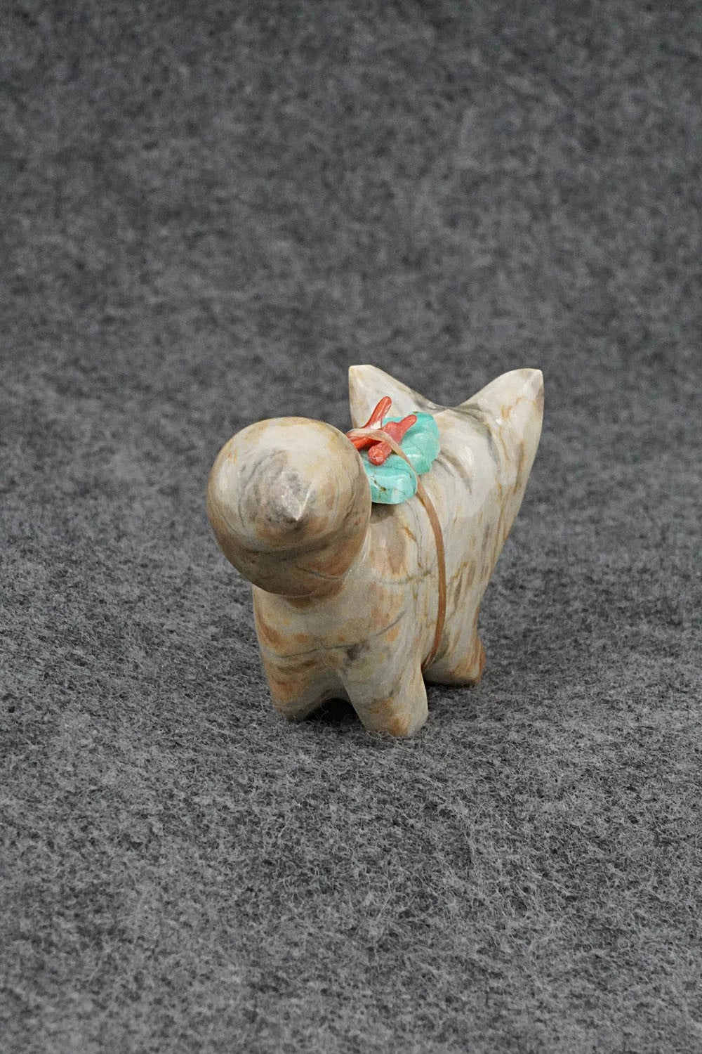Fox Zuni Fetish Carving - Enrike Leekya