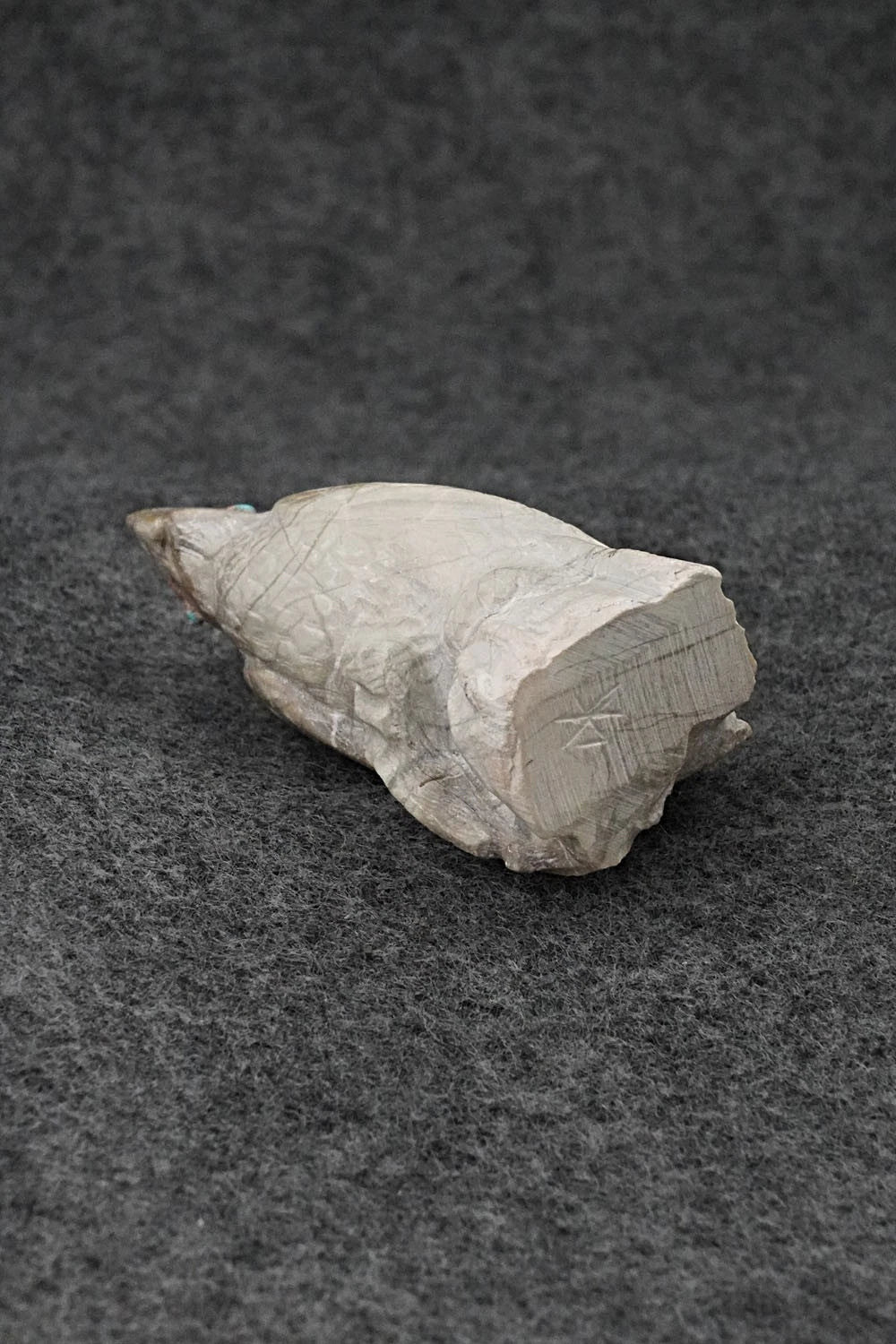 Eagle Zuni Fetish Carving - Derrick Kammasee