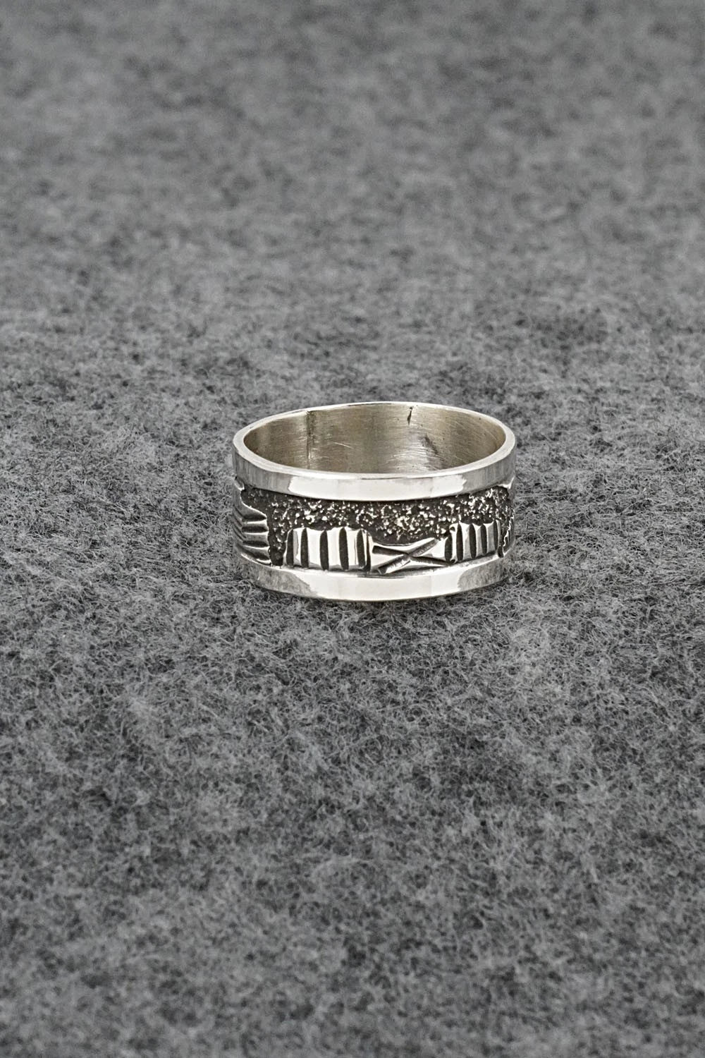 Sterling Silver Ring - Elaine Becenti - Size 9