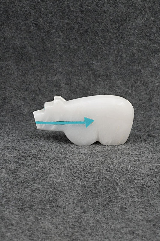 Bear Zuni Fetish Carving - Bernard Laiwakete