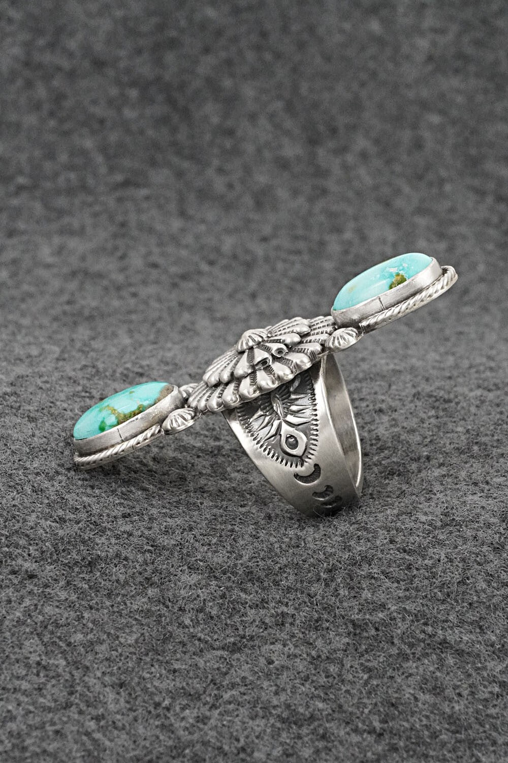Turquoise & Sterling Silver Ring - Samuel Yellowhair - Size 7