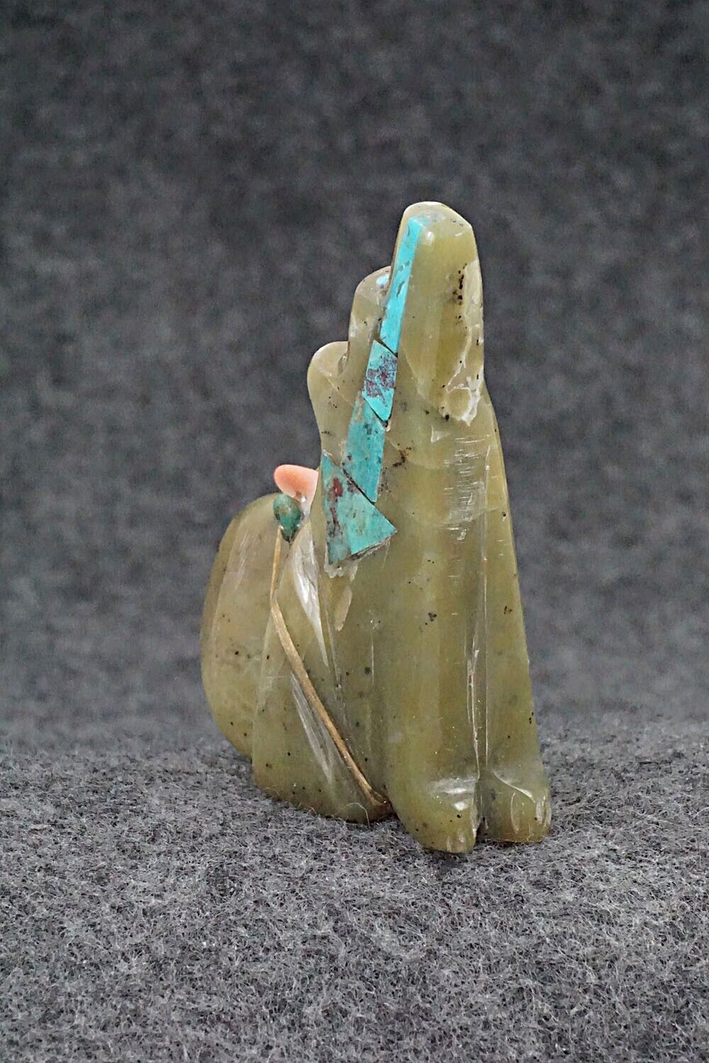 Wolf Zuni Fetish Carving - Donovan Laiwakete