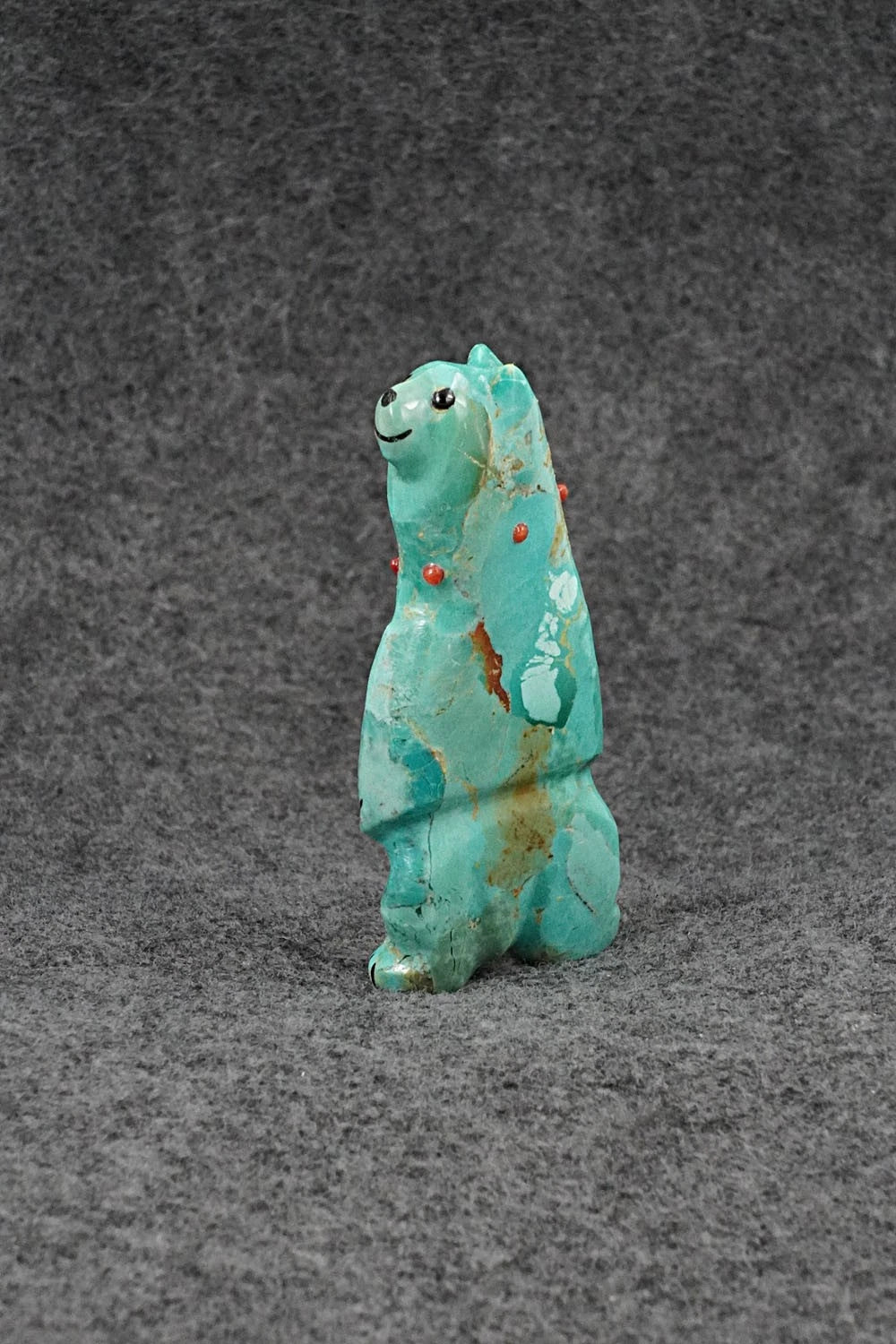 Bear Zuni Fetish Carving - Claudia Peina