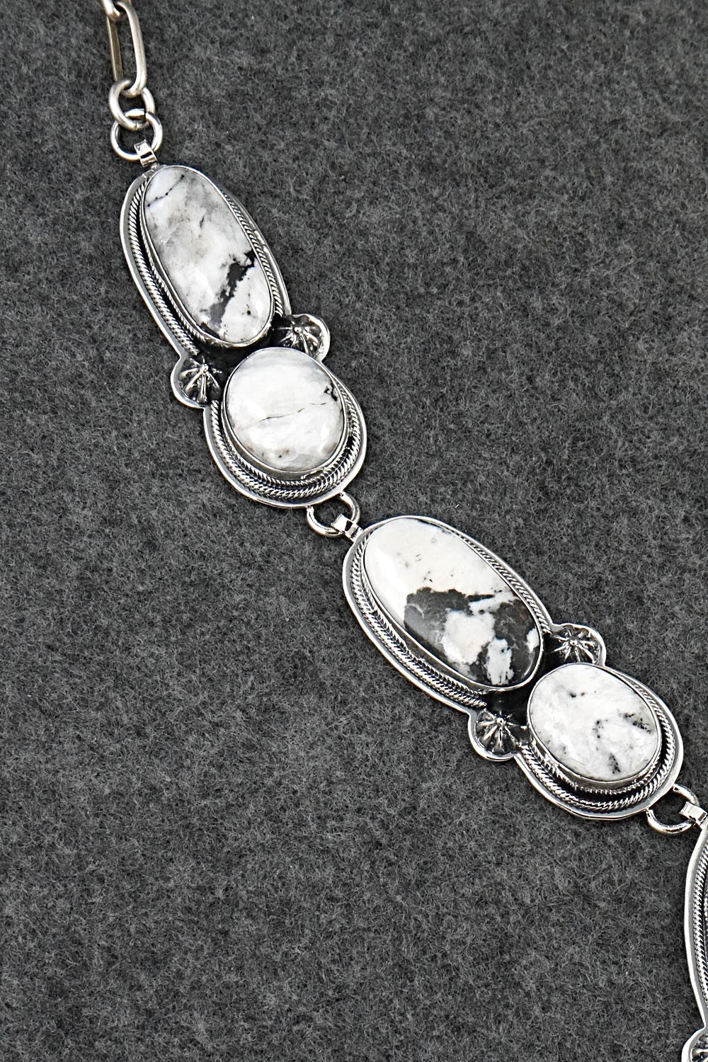 White Buffalo & Sterling Silver Necklace and Earrings Set - Mark Yazzie