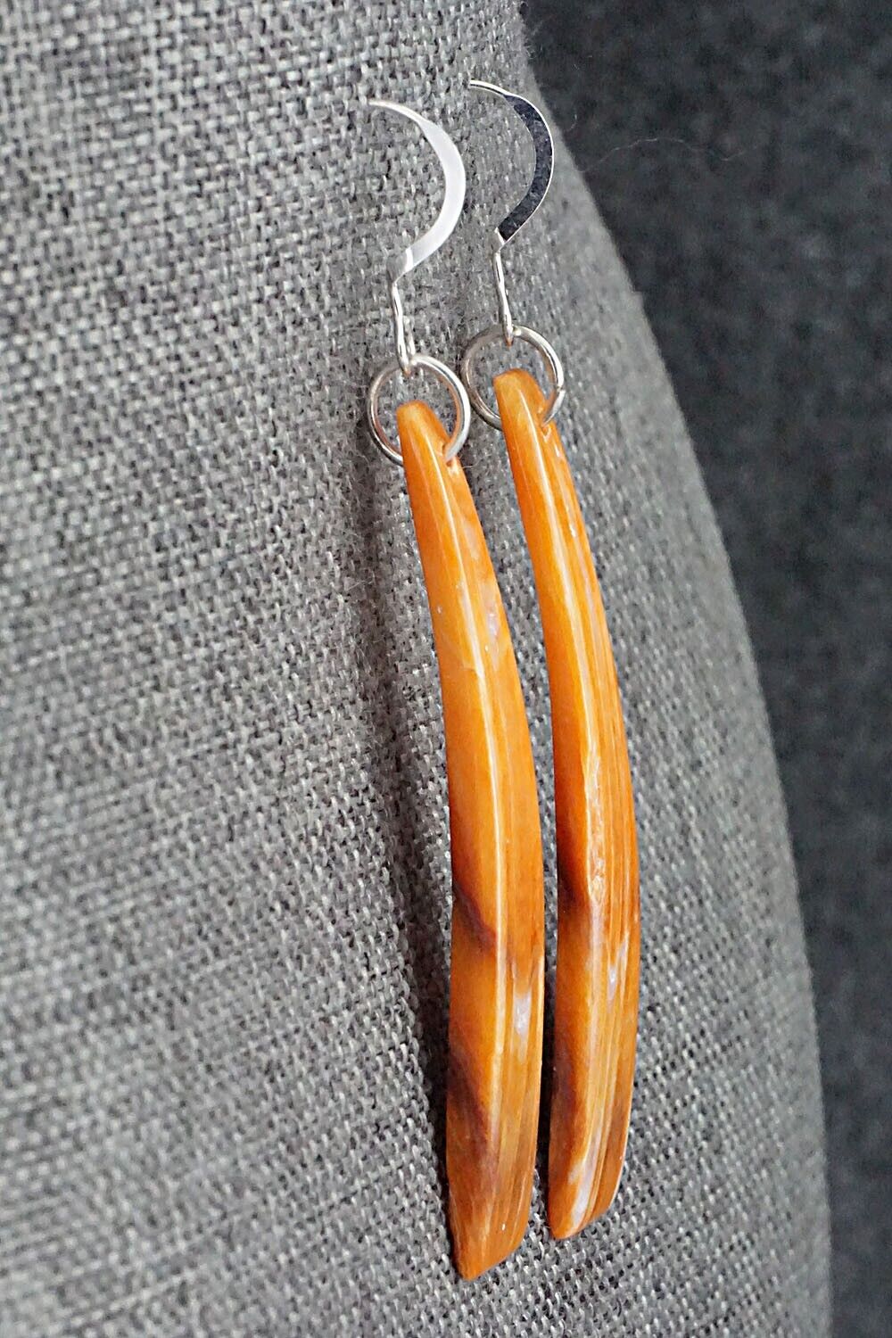 Spiny Oyster & Sterling Silver Earrings - Jesus Espino