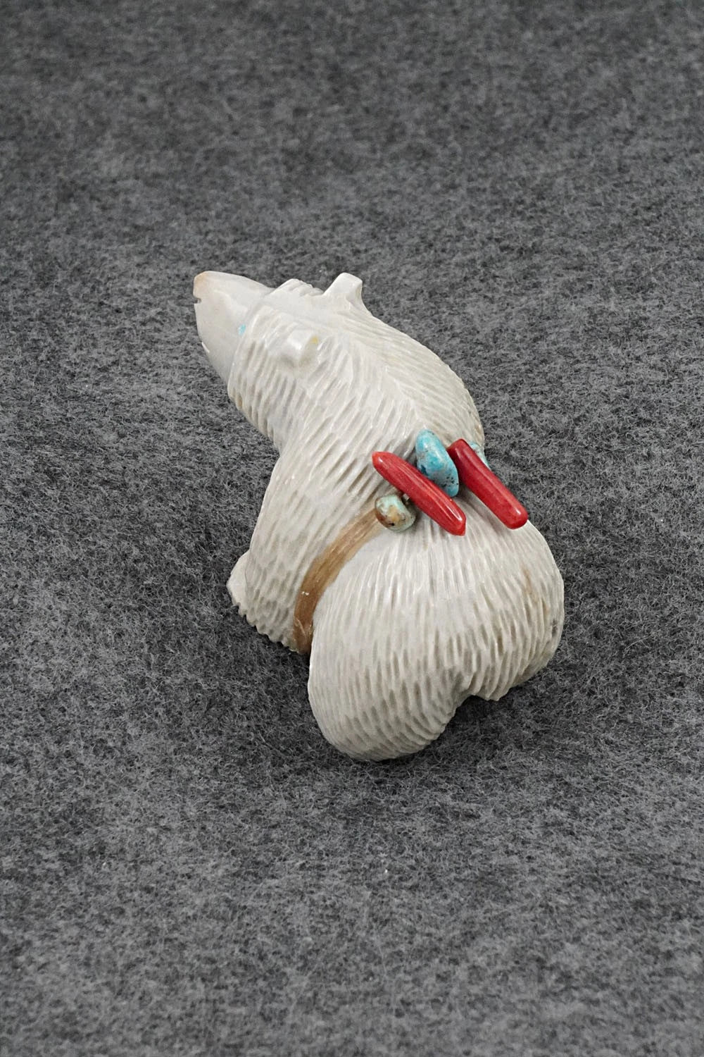 Bear Zuni Fetish Carving - Farlan & Paulette Quam