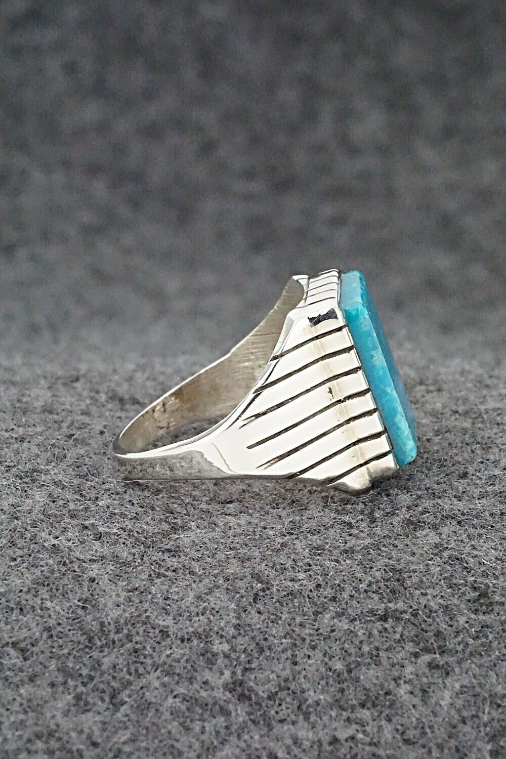 Turquoise & Sterling Silver Ring - Trevor Jack - Size 10.5
