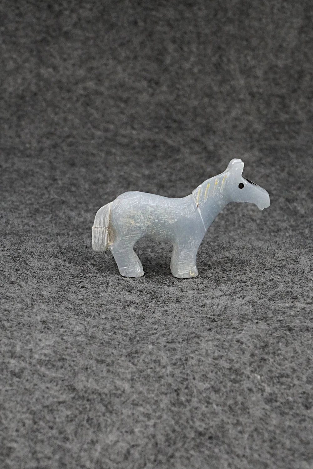 Horse Zuni Fetish Carving - Carol Martin