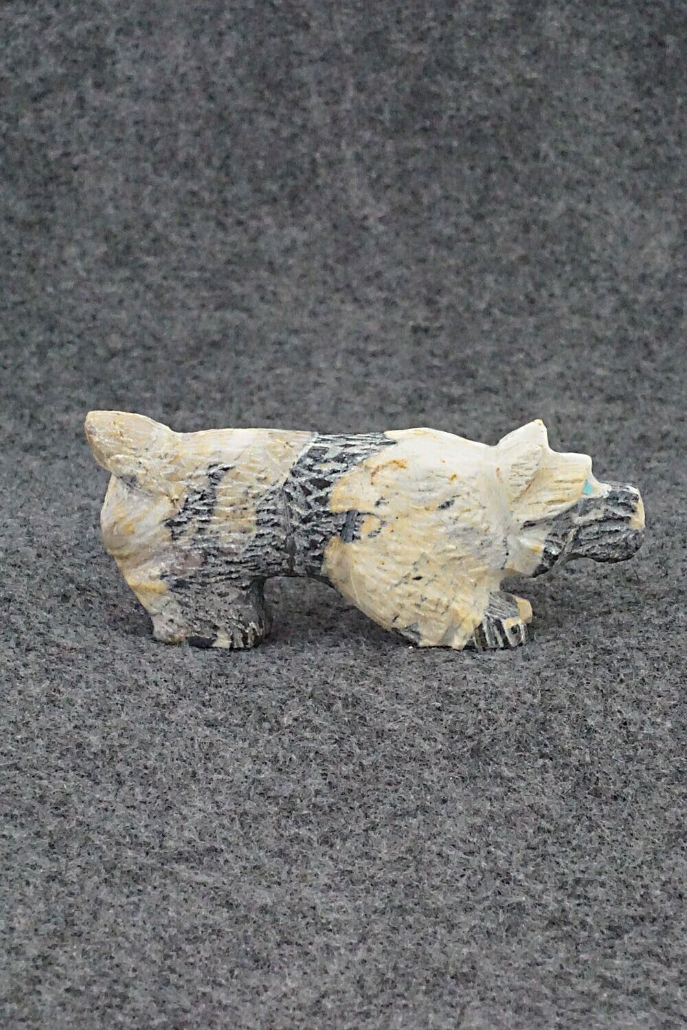 Bobcat Zuni Fetish Carving - Tony Mackel