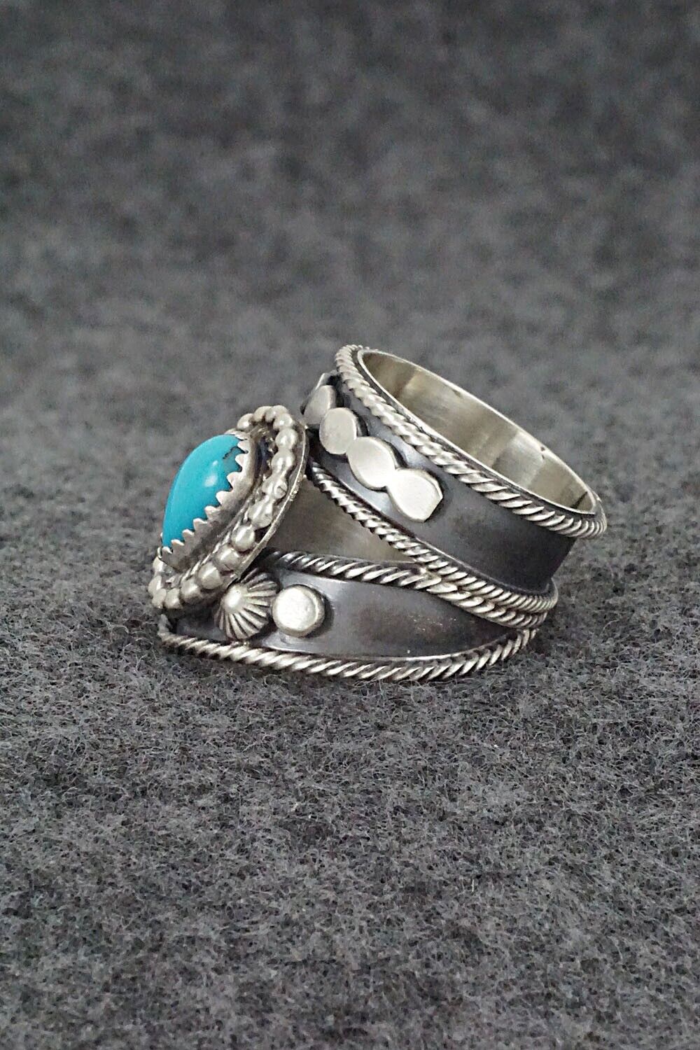 Turquoise & Sterling Silver Ring - Tom Lewis - Size 6.75