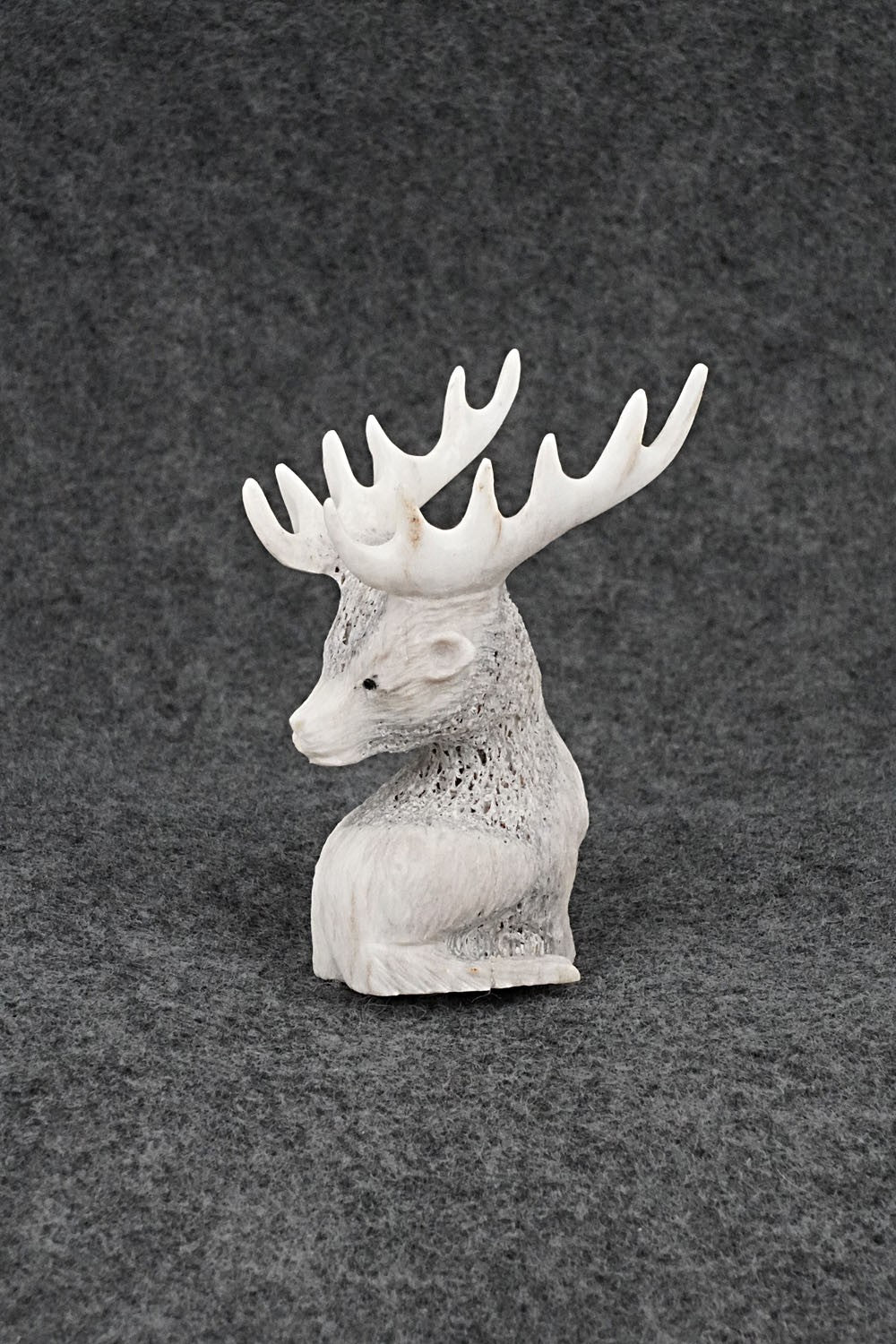 Elk Zuni Fetish Carving - Chris Peina