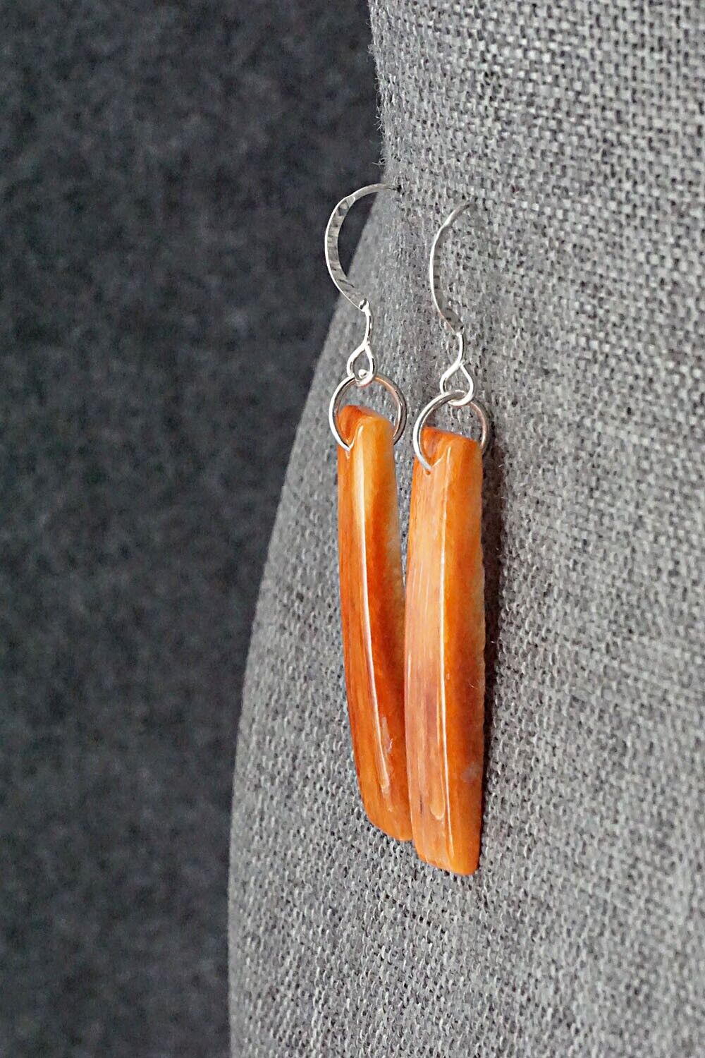 Spiny Oyster & Sterling Silver Earrings - Jesus Espino