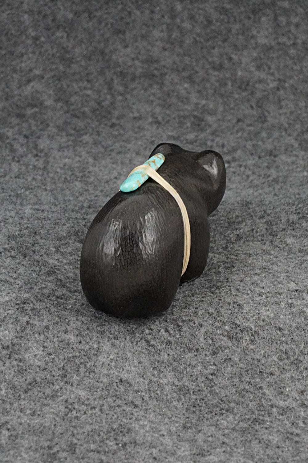 Bear Zuni Fetish Carving - Herbert Halate