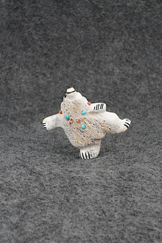 Bear Zuni Fetish Carving - Claudia Peina