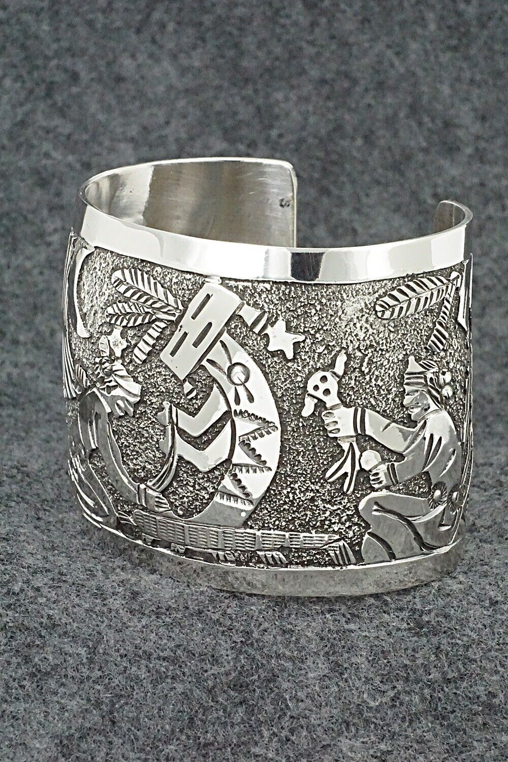 Sterling Silver Bracelet - Elaine Becenti