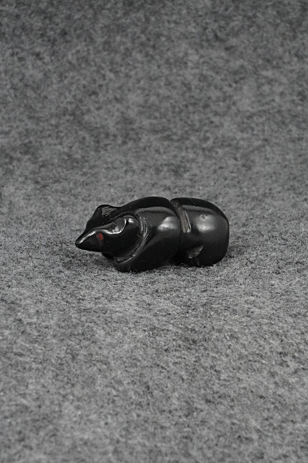 Bear Zuni Fetish Carving - Justin Red Elk