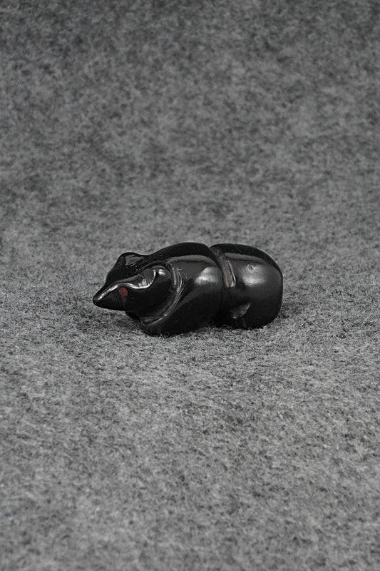 Bear Zuni Fetish Carving - Justin Red Elk