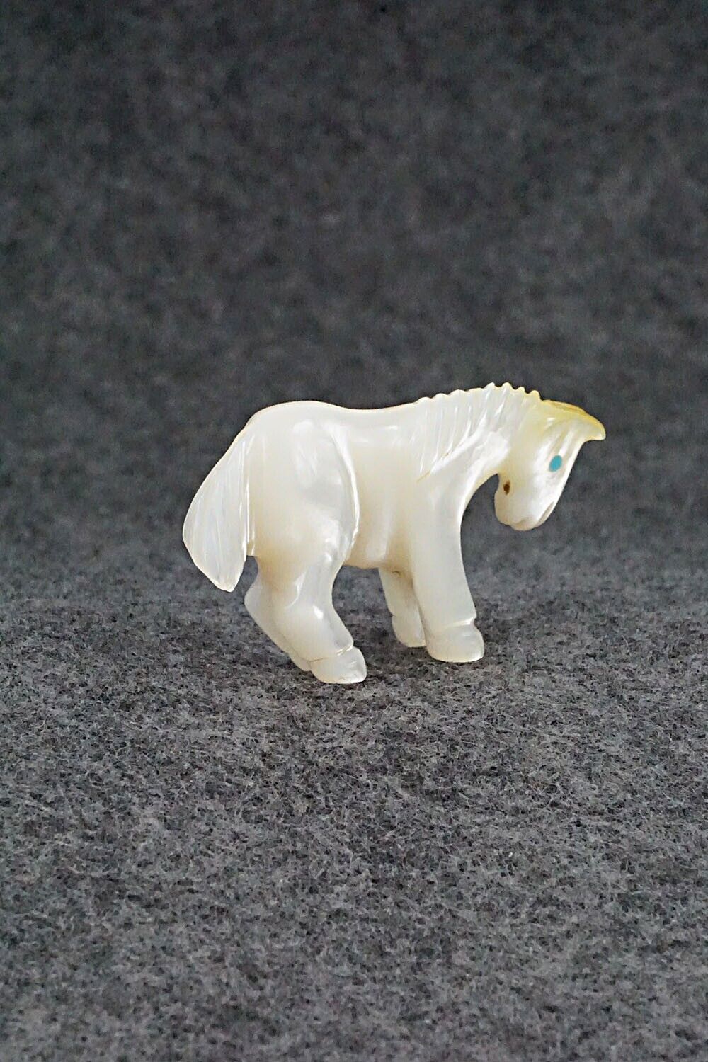 Horse Zuni Fetish Carving - Andres Quandelacy