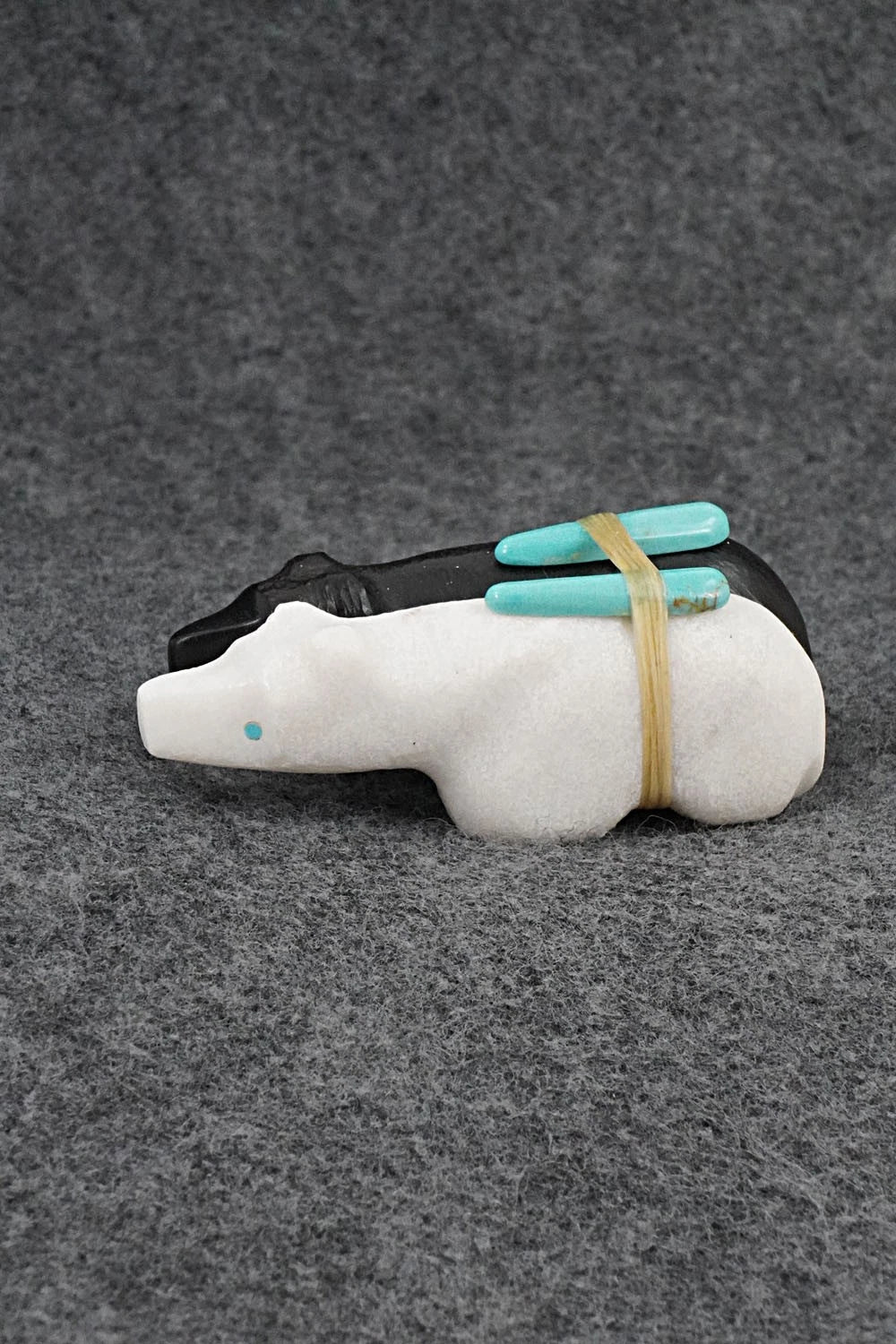 Bear Zuni Fetish Carving - Herb Halate