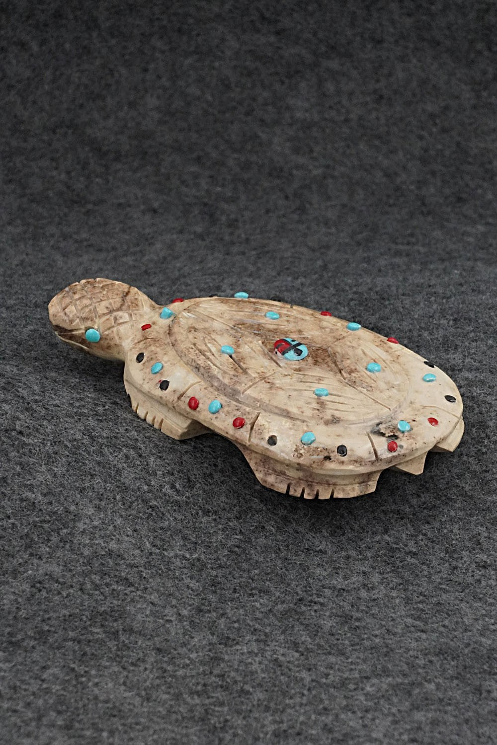 Turtle Zuni Fetish Carving - Danette Laate