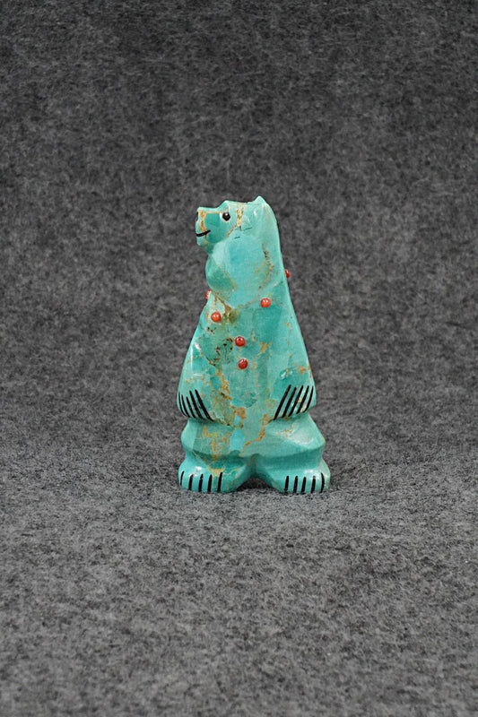 Bear Zuni Fetish Carving - Claudia Peina