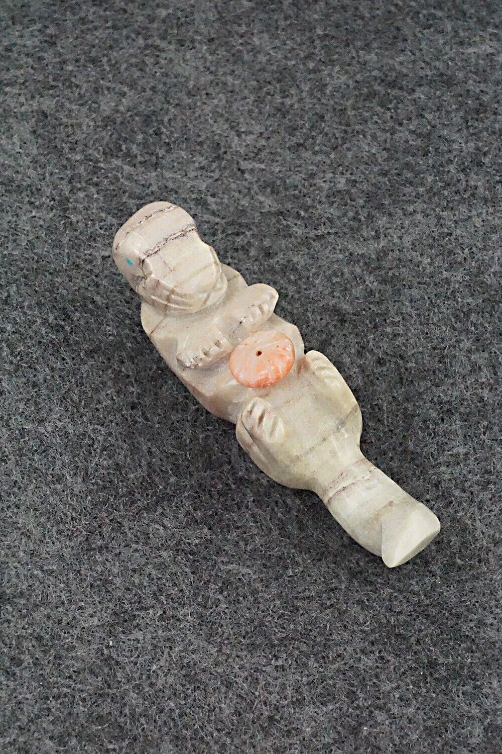 Otter Zuni Fetish Carving - Tony Mackel