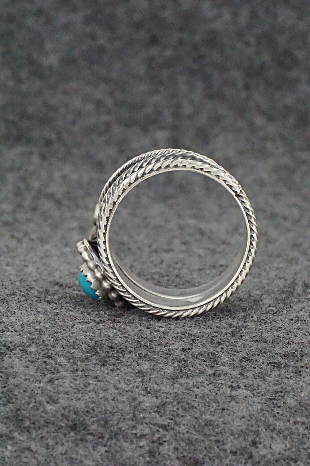 Turquoise & Sterling Silver Ring - Tom Lewis - Size 9