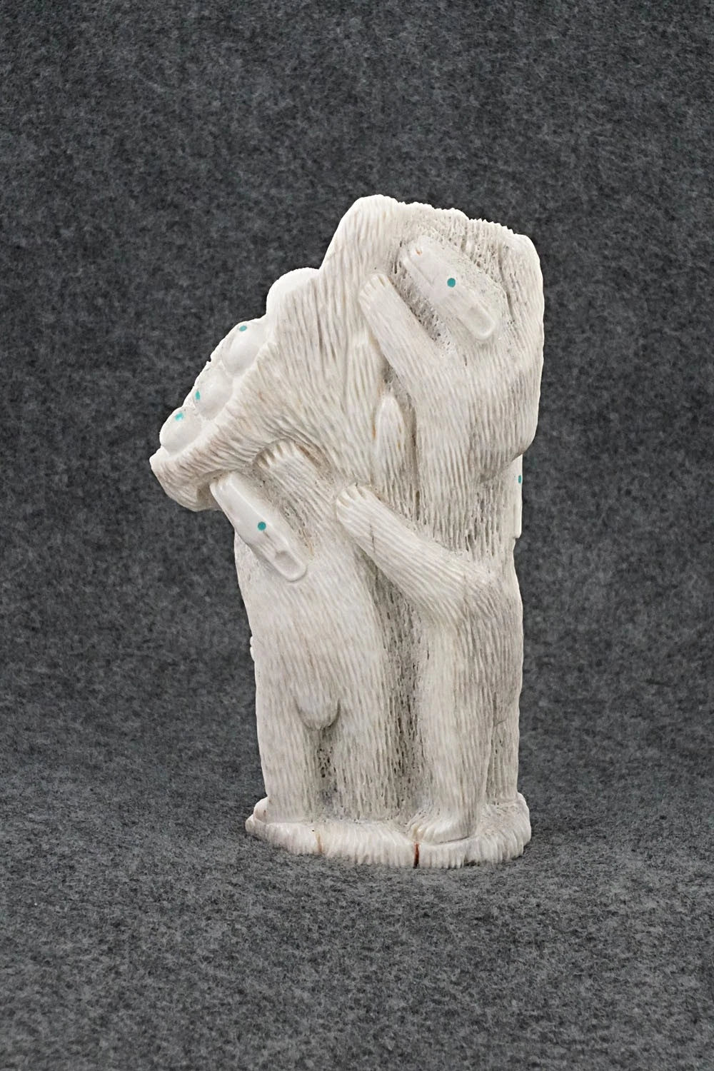 Bears Zuni Fetish Carving - Destry Siutza